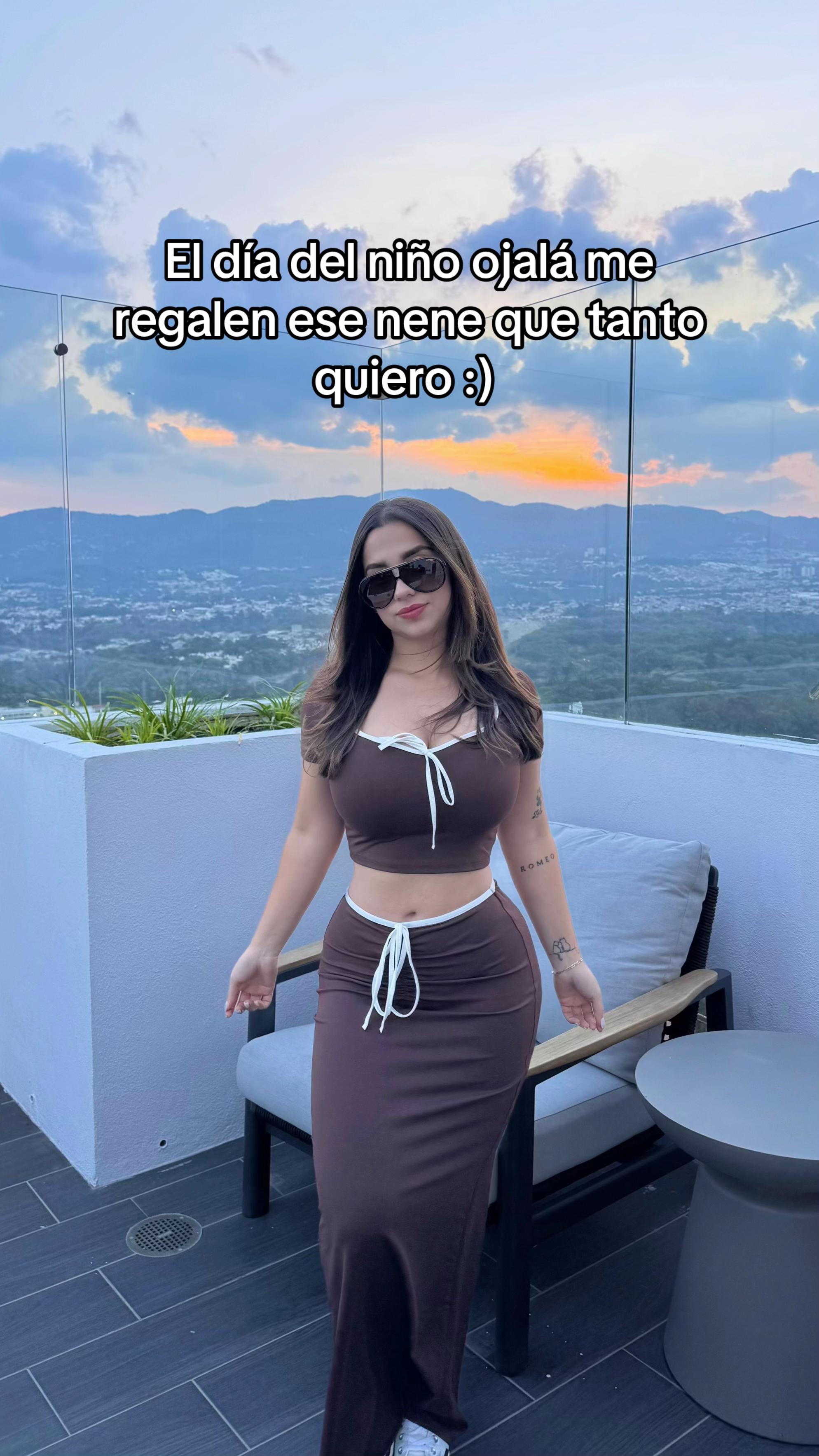 @𝒜𝑀𝐸𝐿𝐼𝒜 𝒜𝑅𝒞𝐻𝐼𝐿𝒜