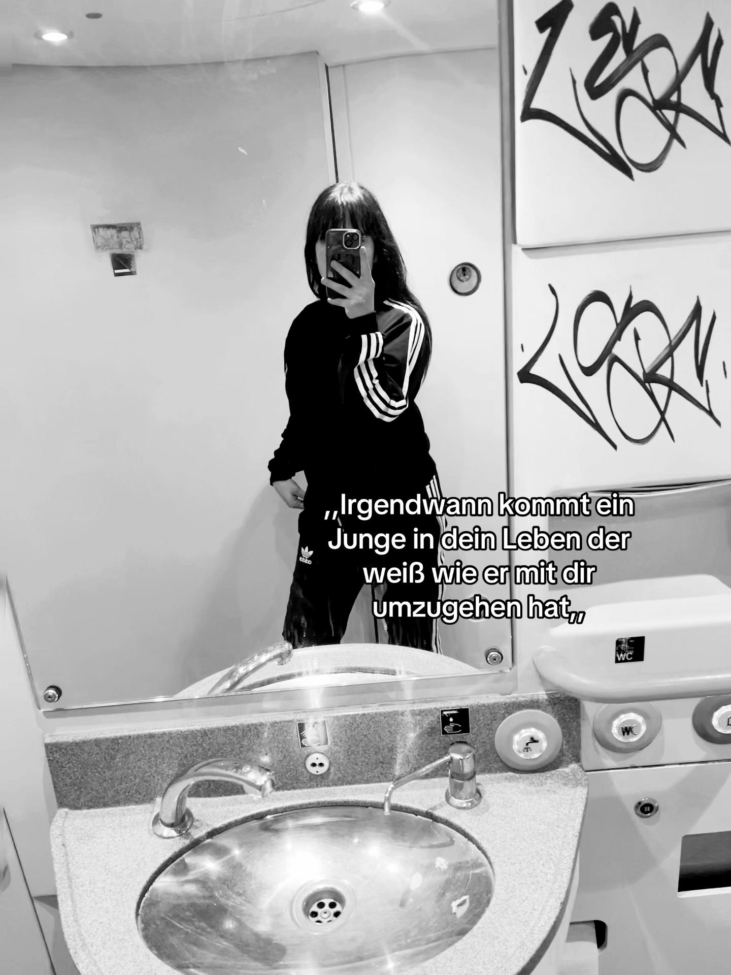 @Laura🌟