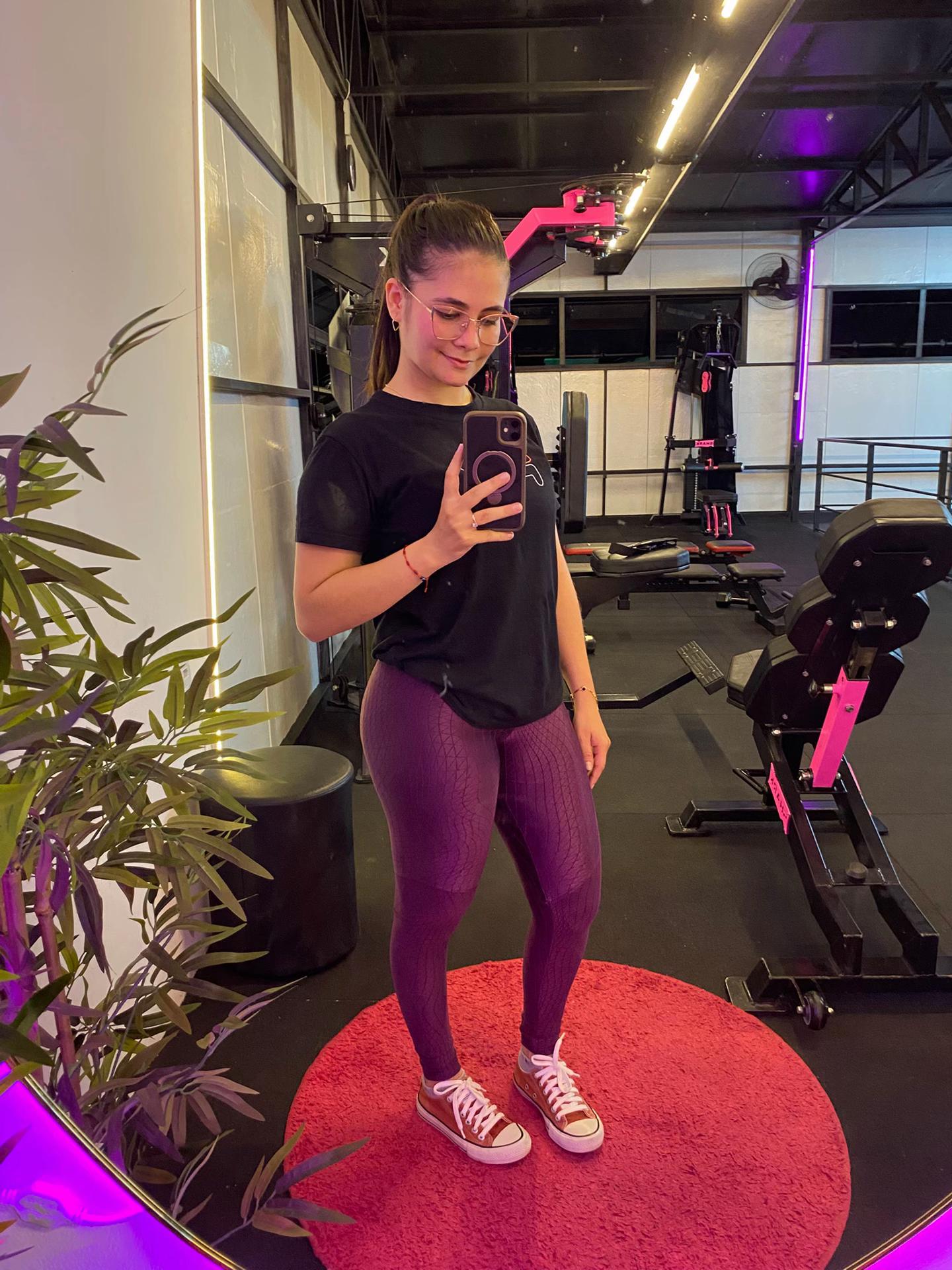 @Ana