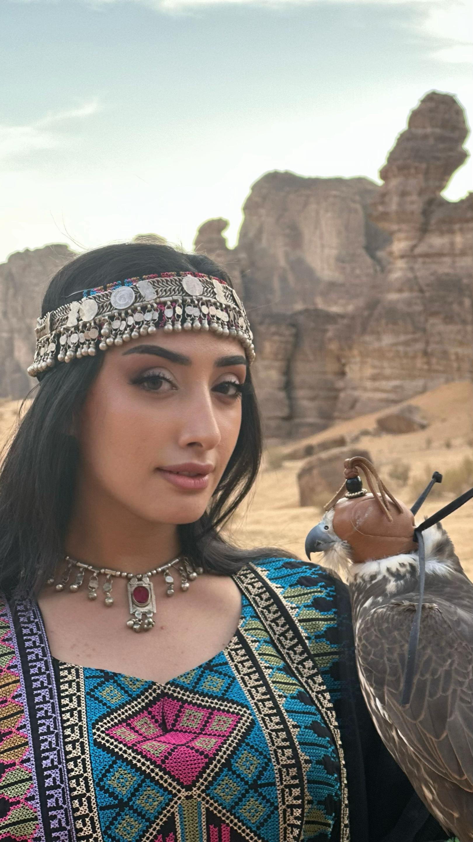 @Sallwa Al-Ahmed  سلوى الأحمد