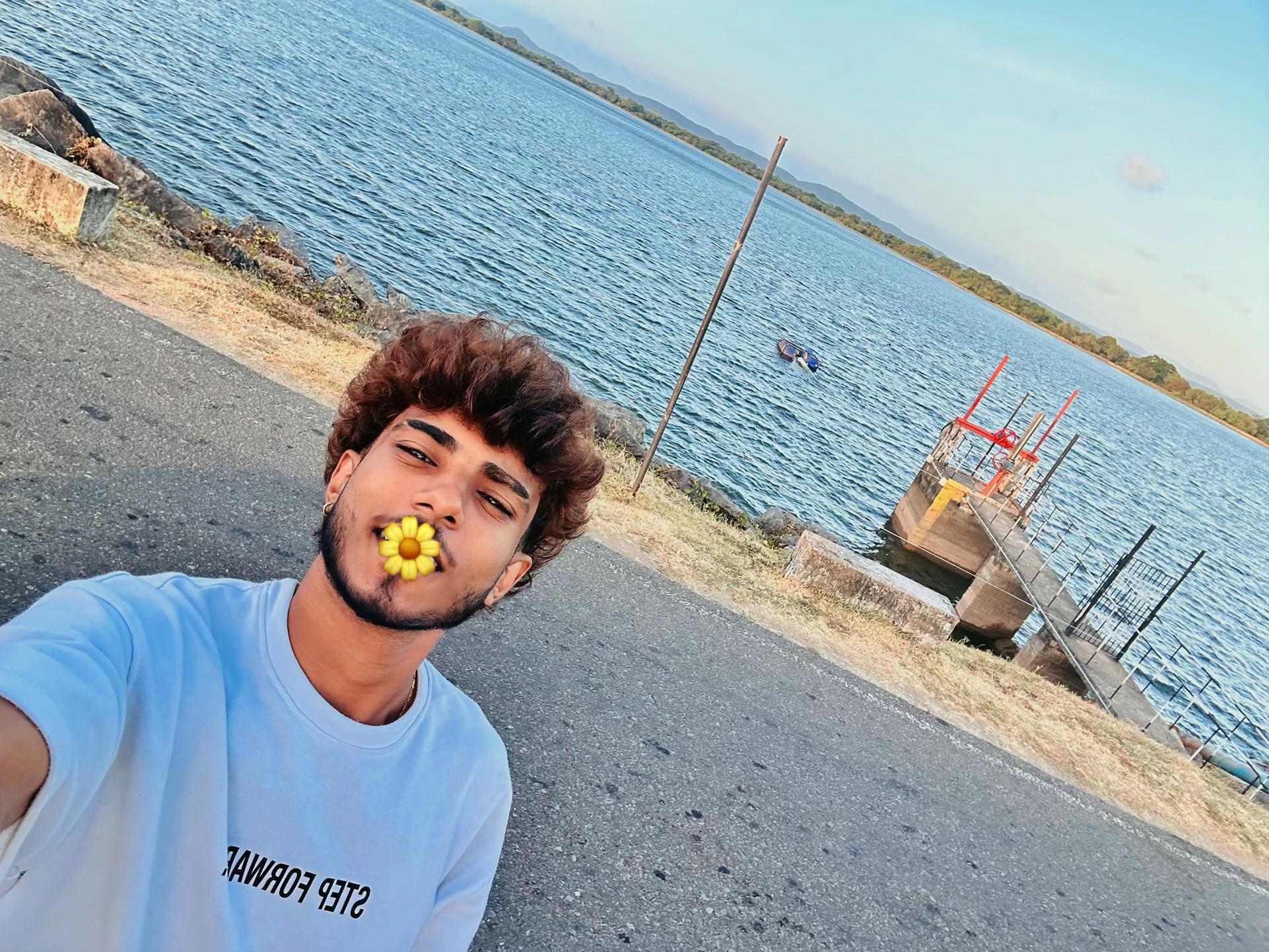 @A B I S H E K 🪬