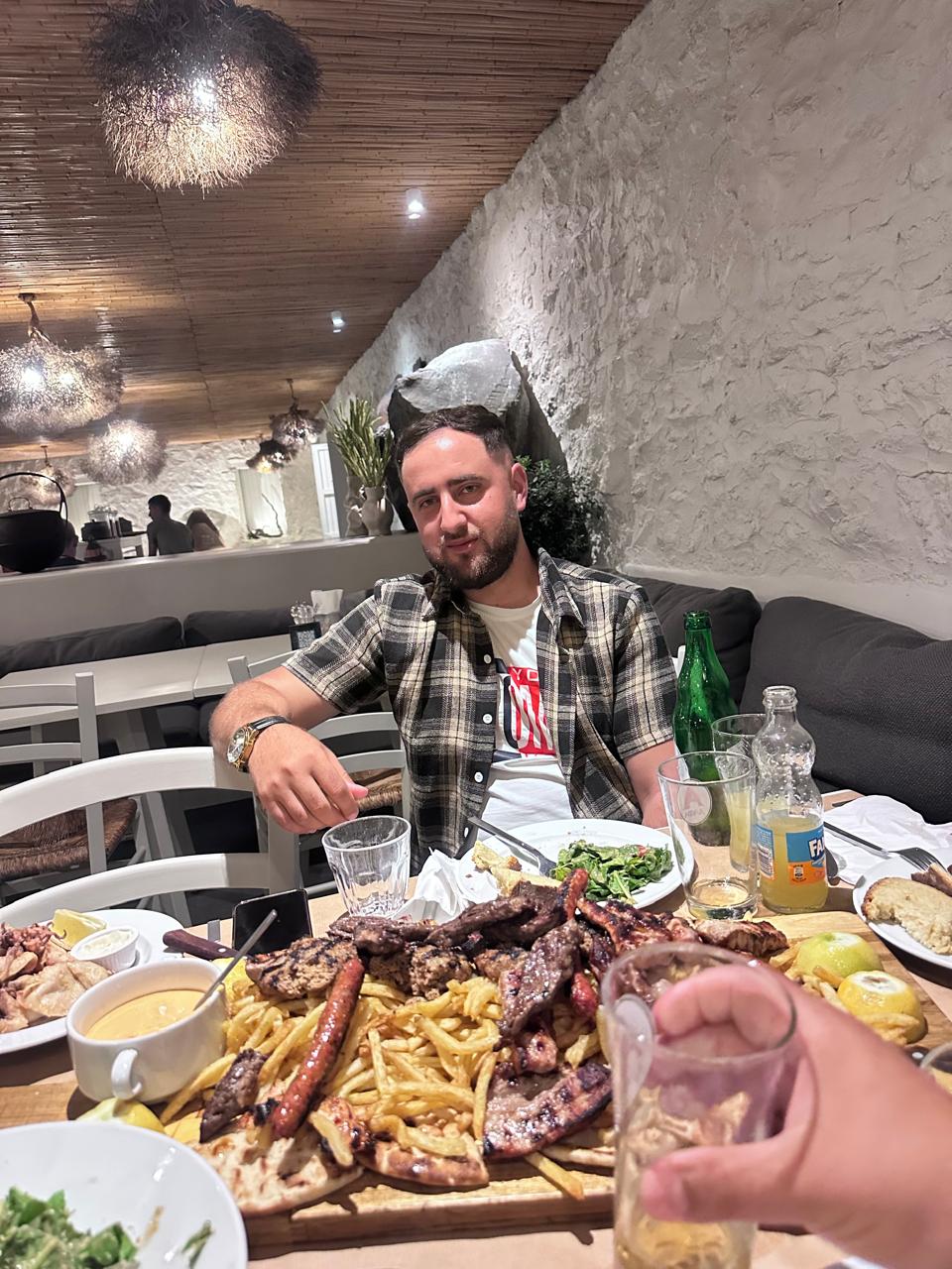 @Niko Rapaj206