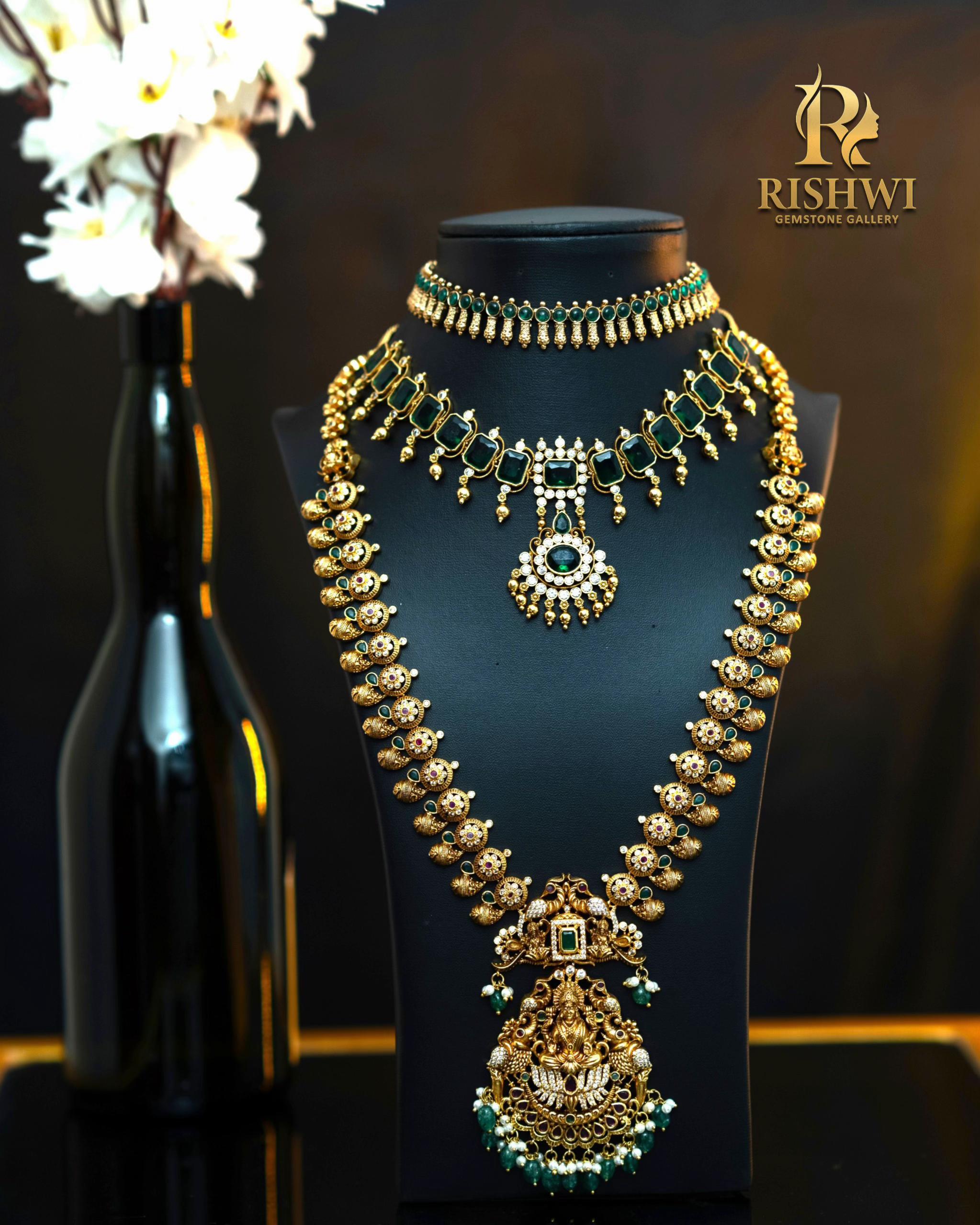 @Rishwi Gemstone Gallery