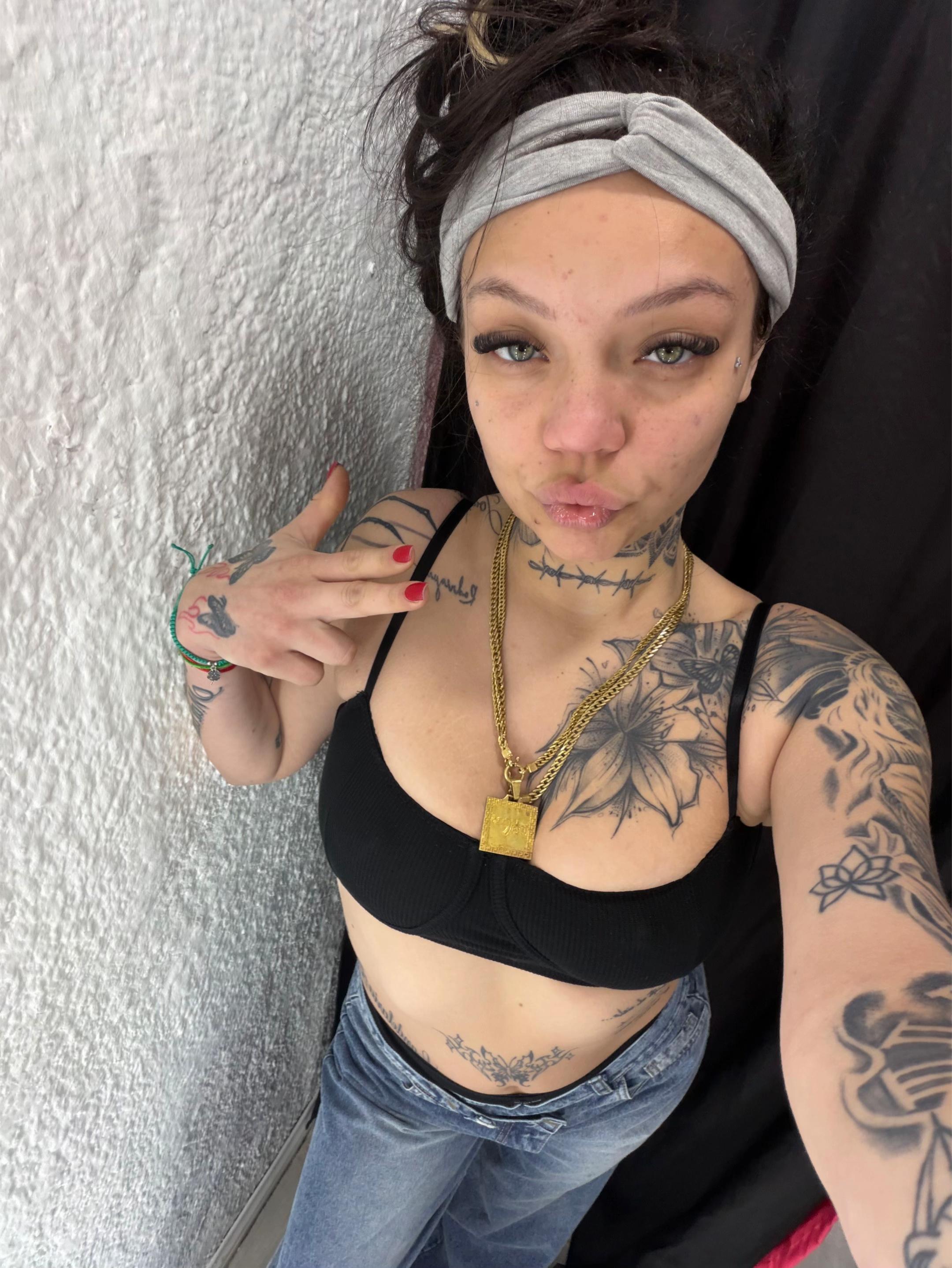 @wachamaldita