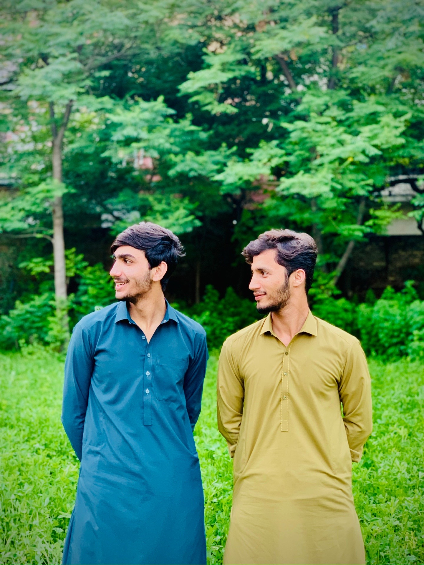 @SHAH G 1996💯🦅