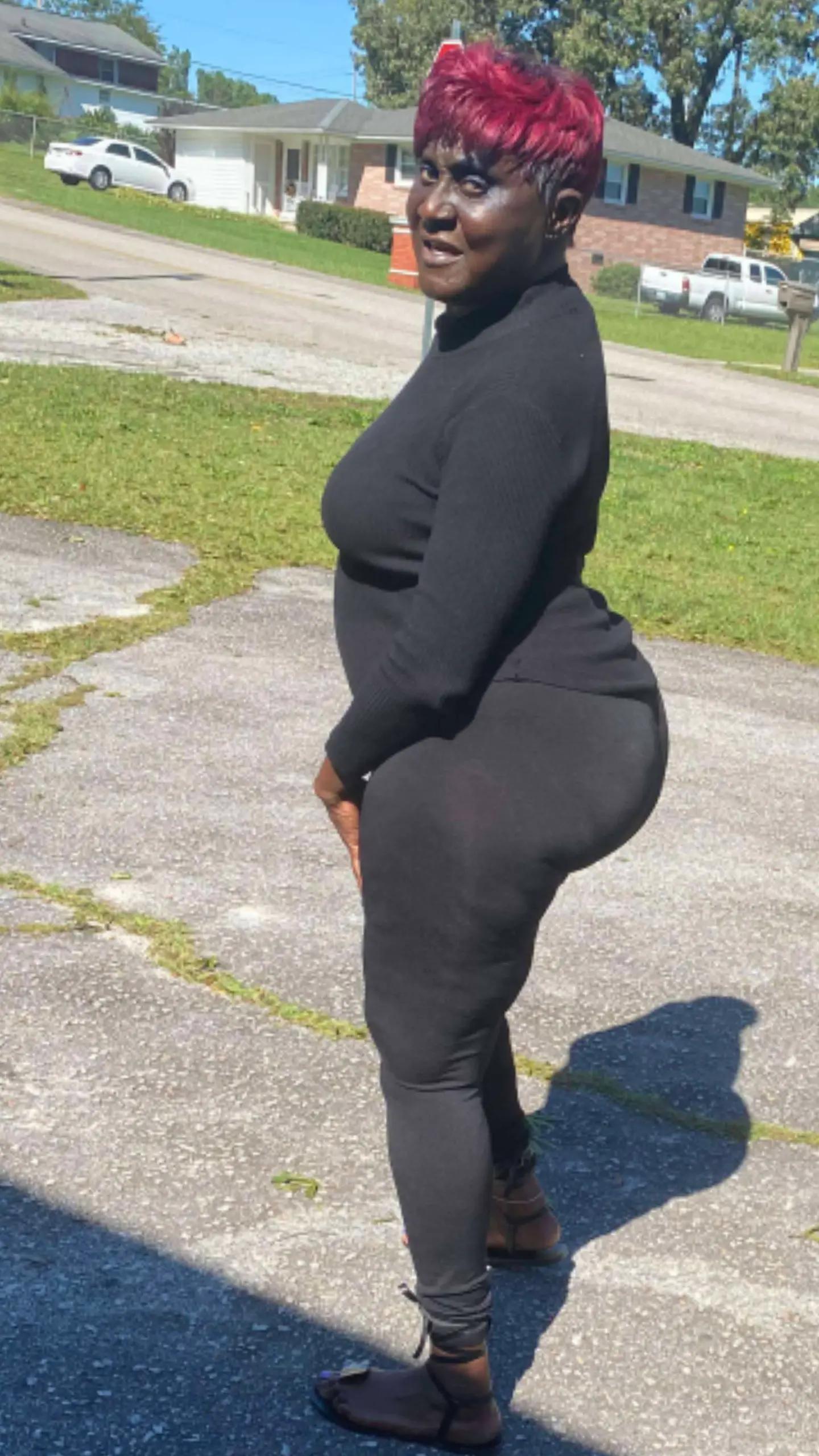 @Mary Parker528 sexy black