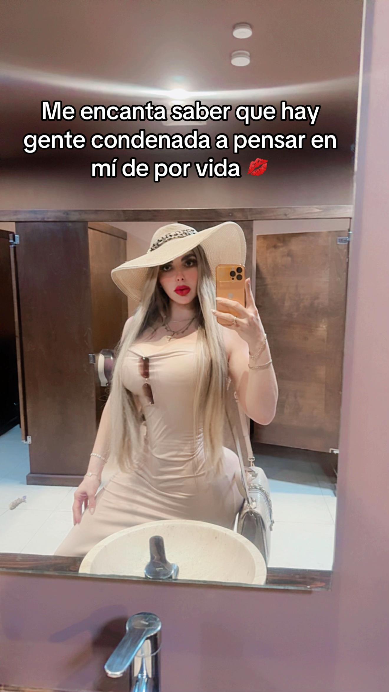 @vanesza_hurtado
