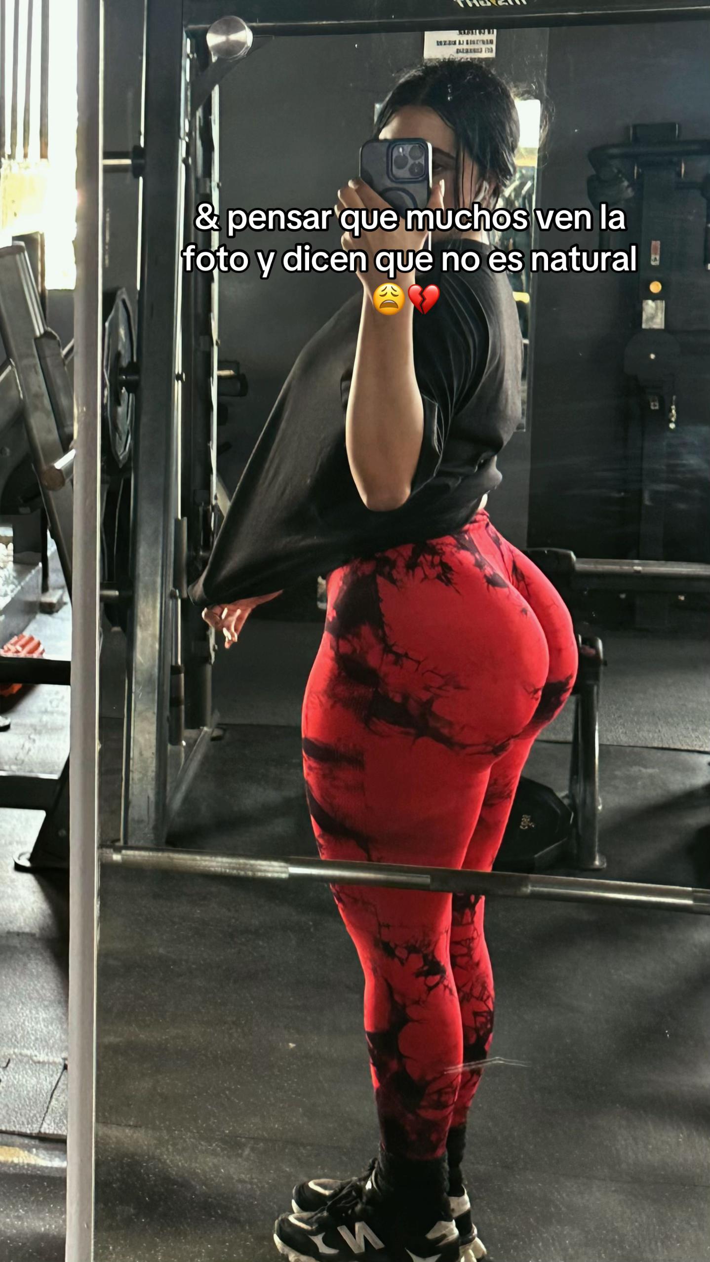 @Butterflyxo_