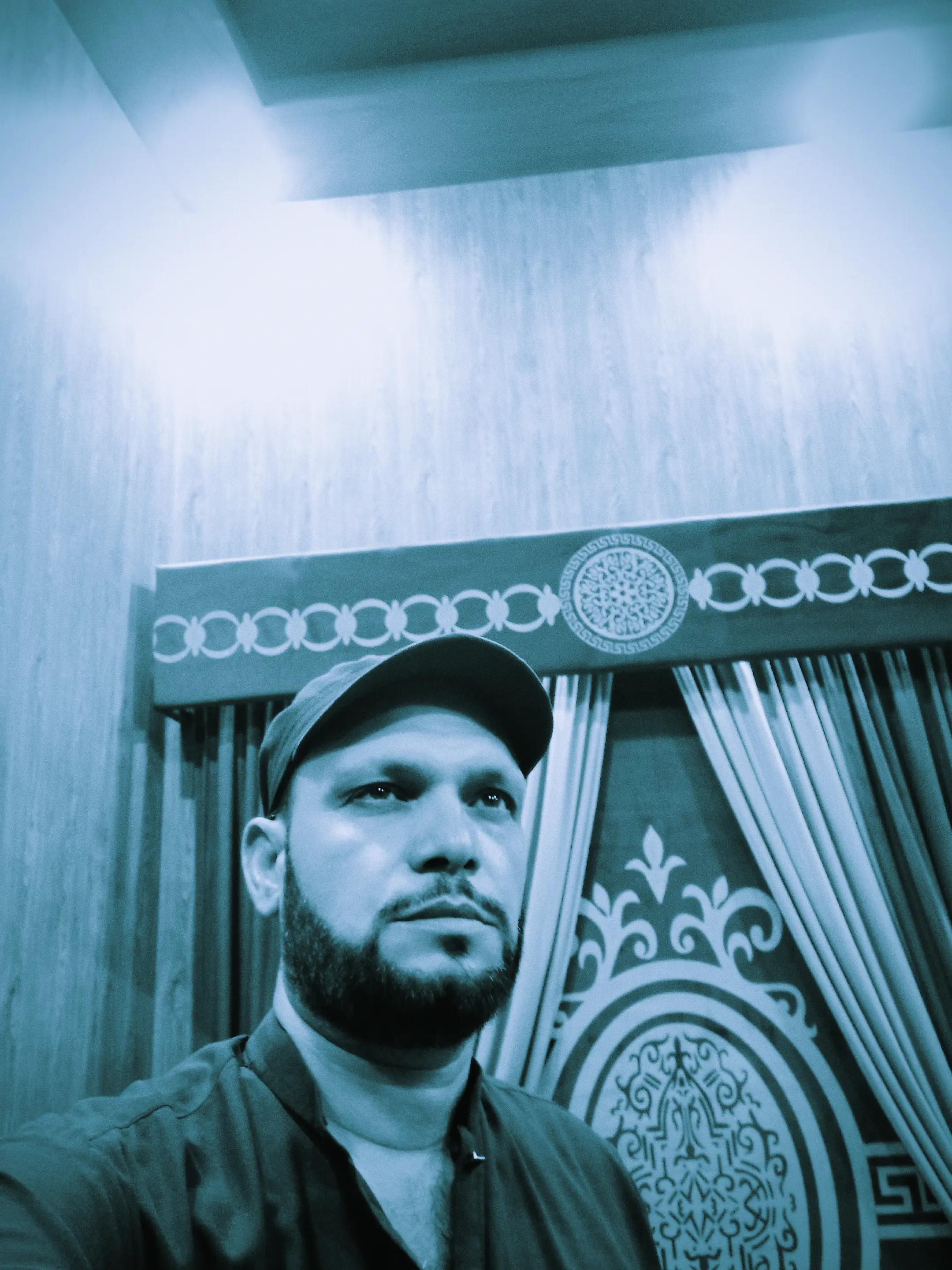 @Altaf afraid DX(🤘){] [}