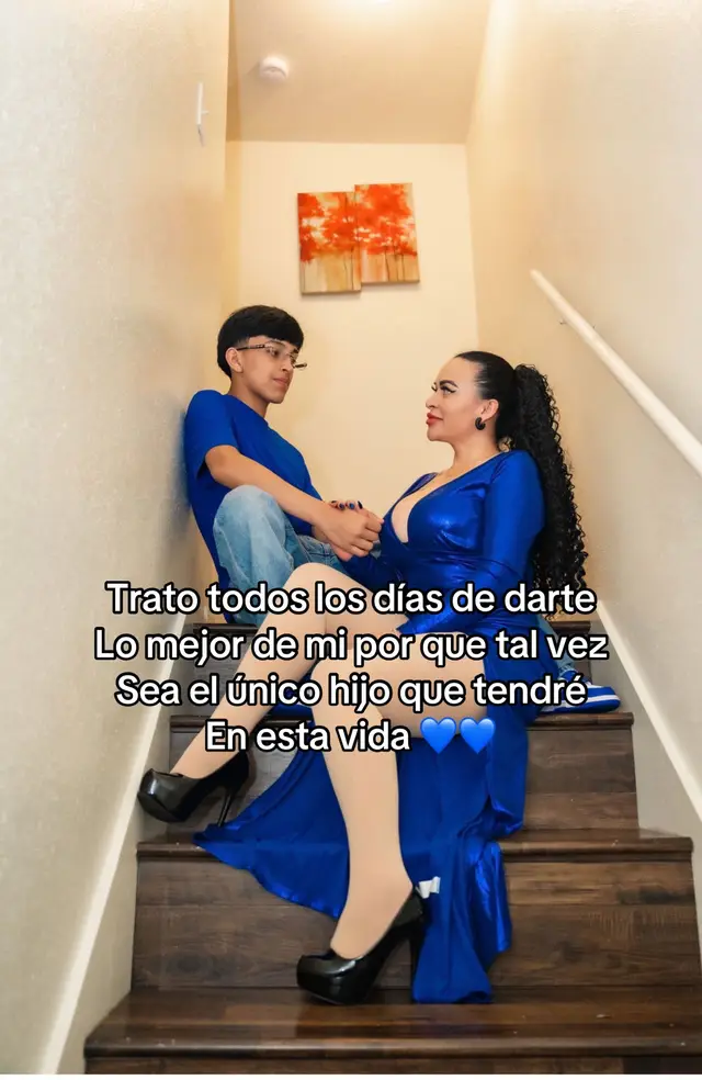 @Lesbi Mejía