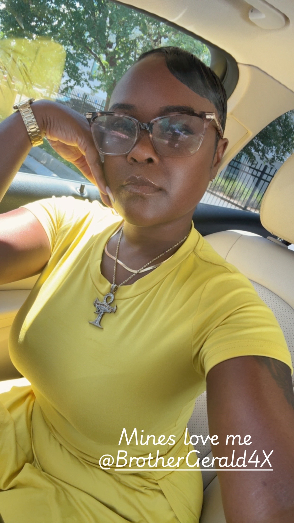 @Essence.