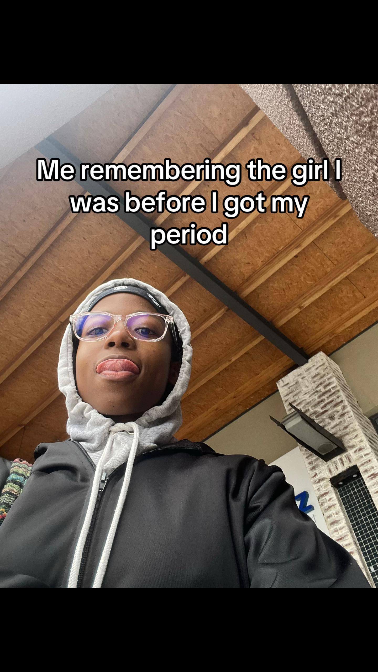 @tshenolololo