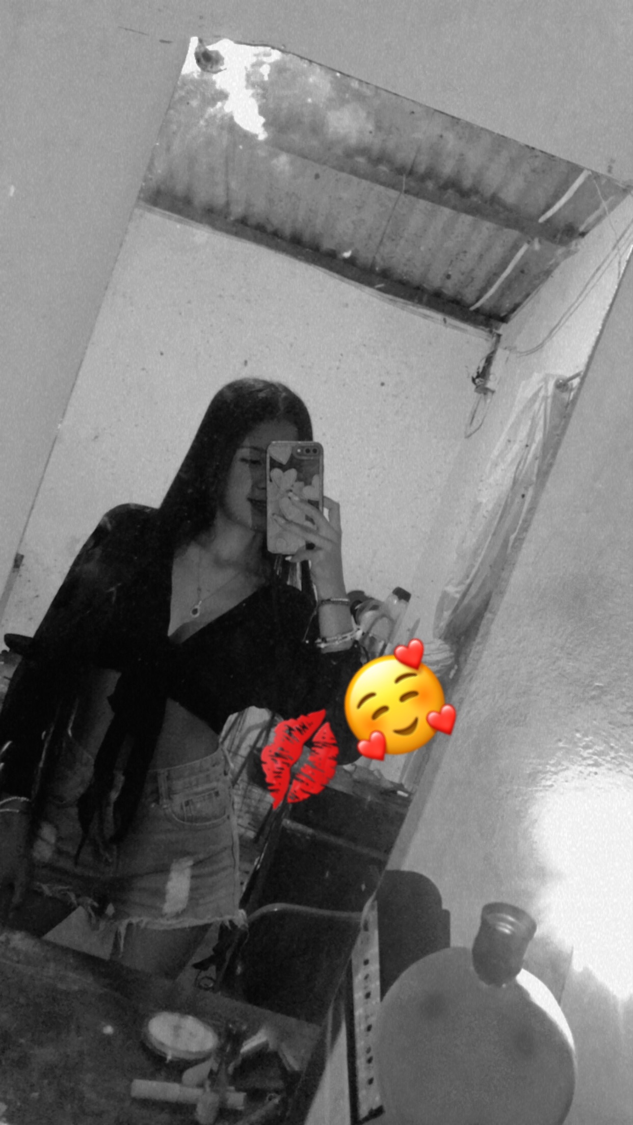 @Viviana