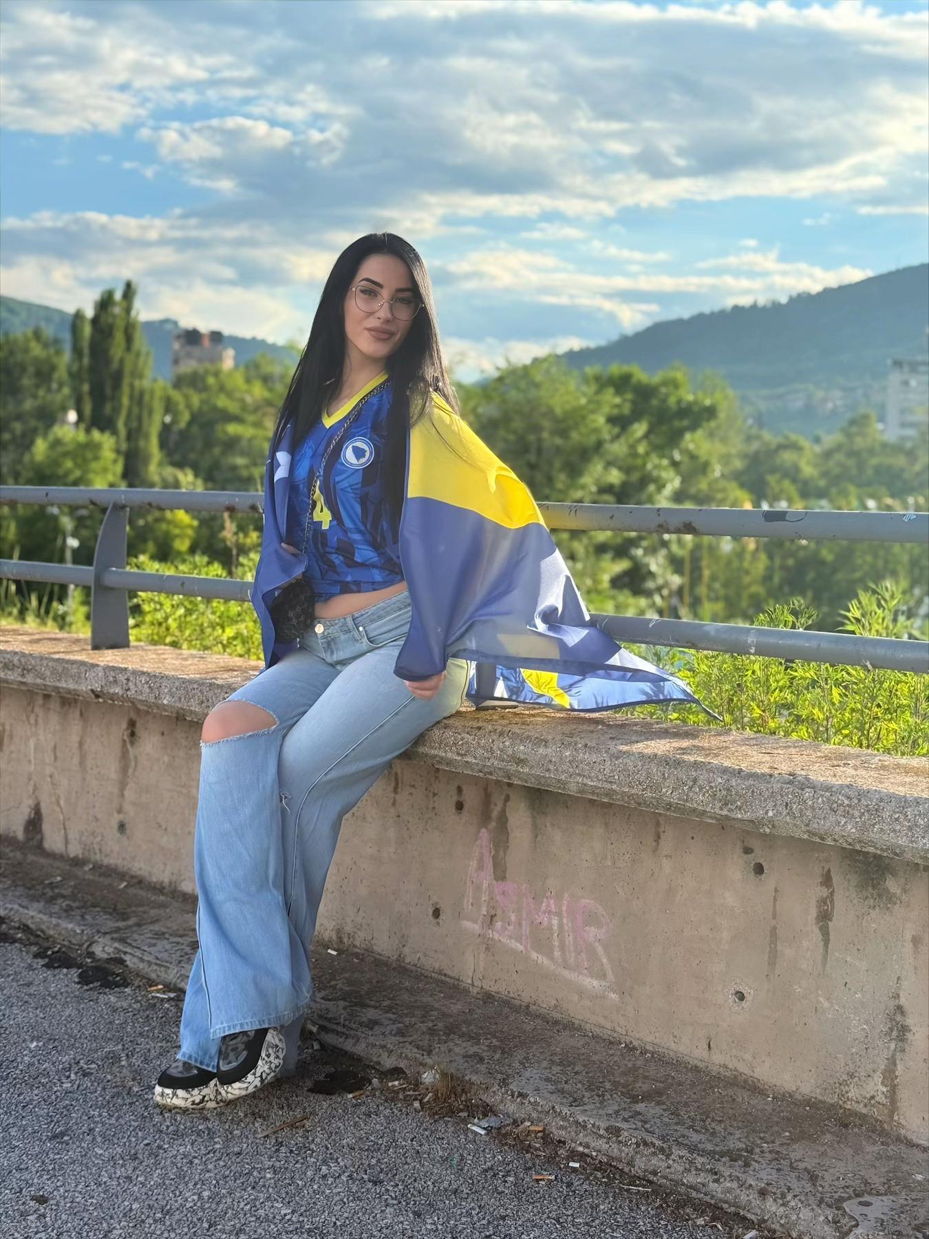 @Nelab
