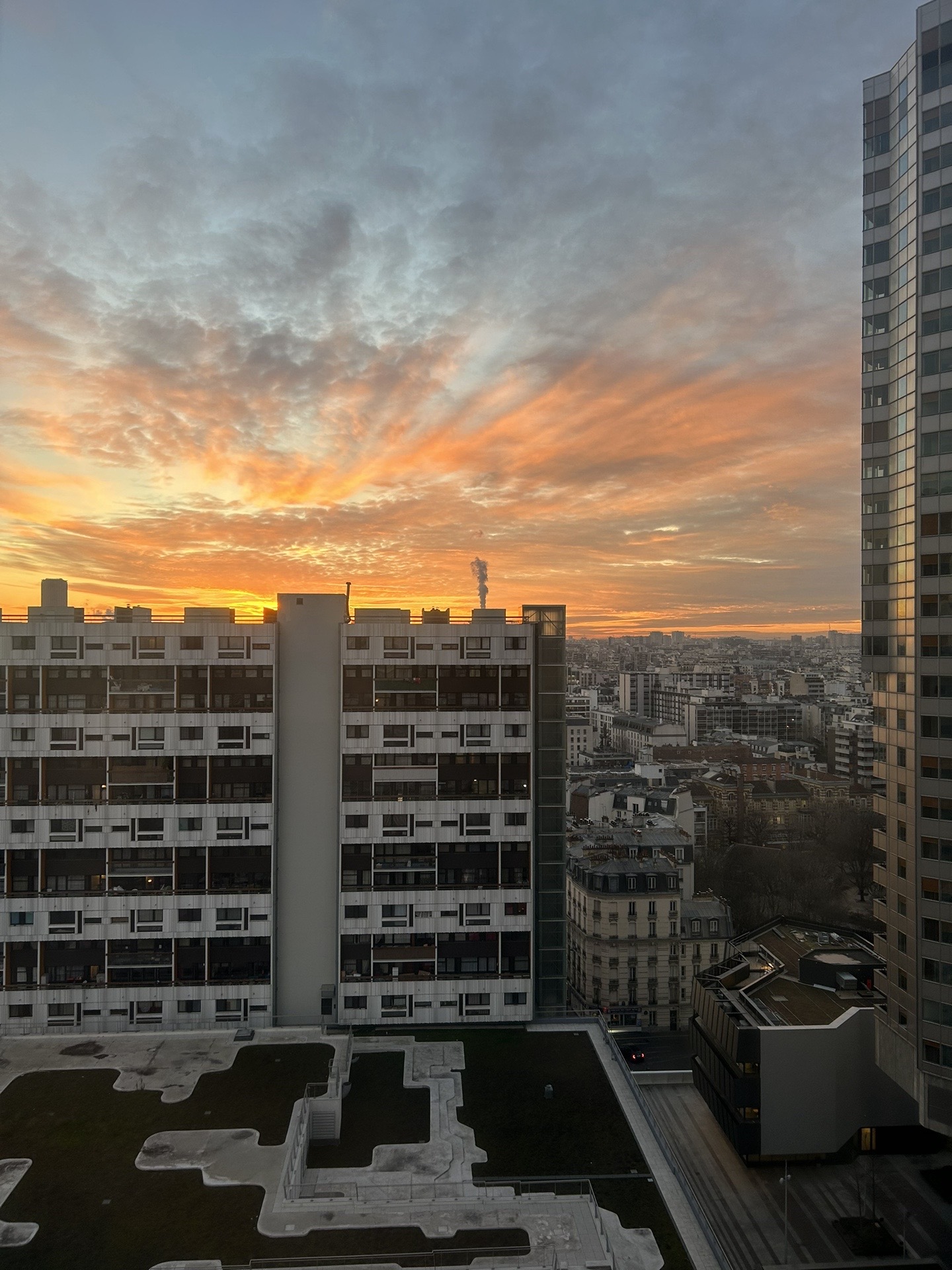@L’ovni