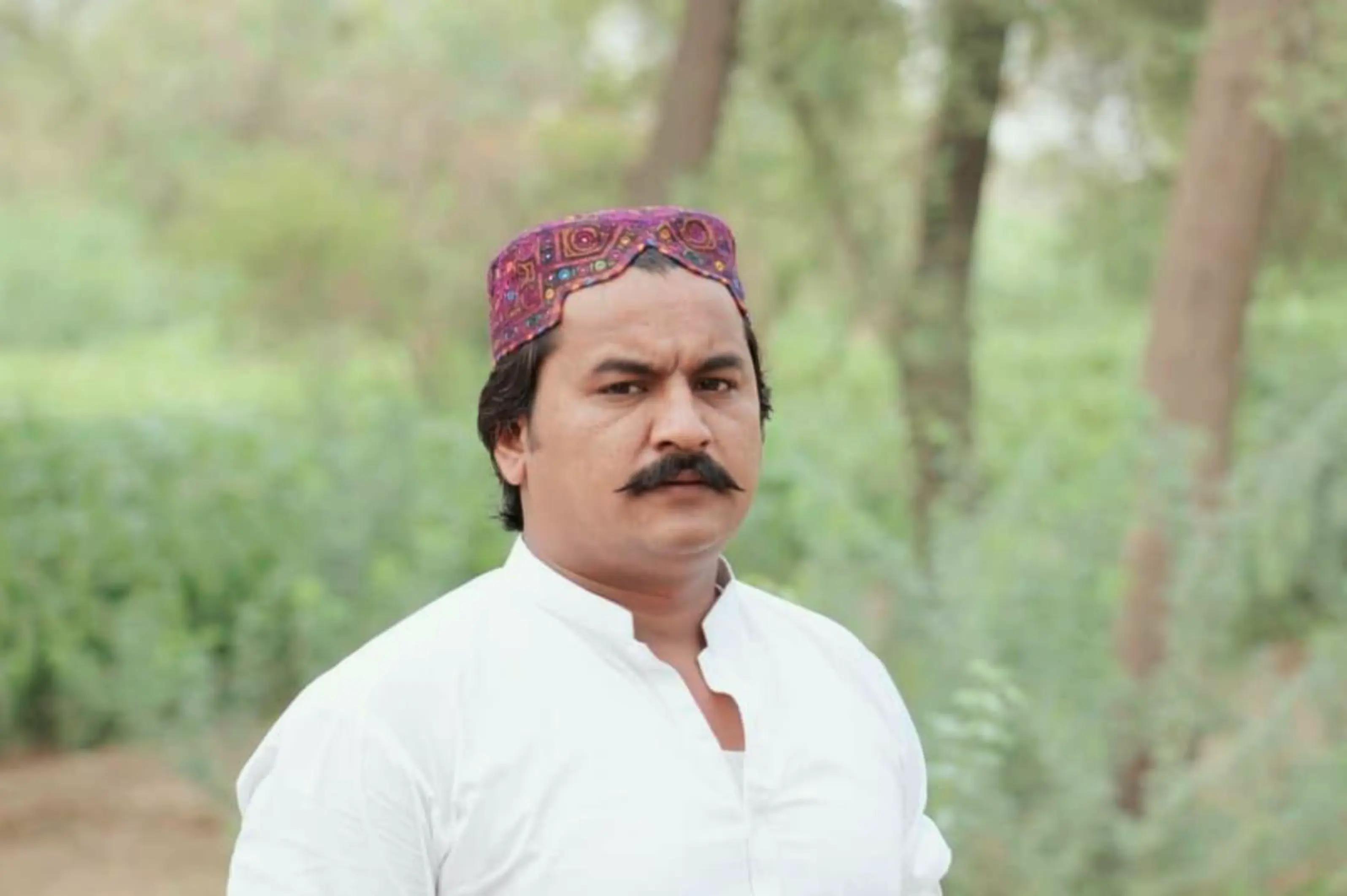 @DM بلوچ