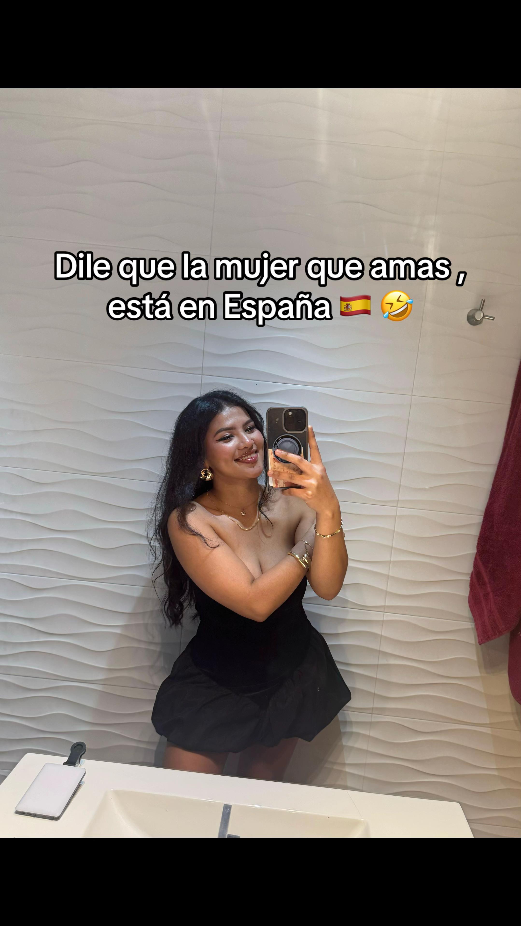 @Esther Garcia💕