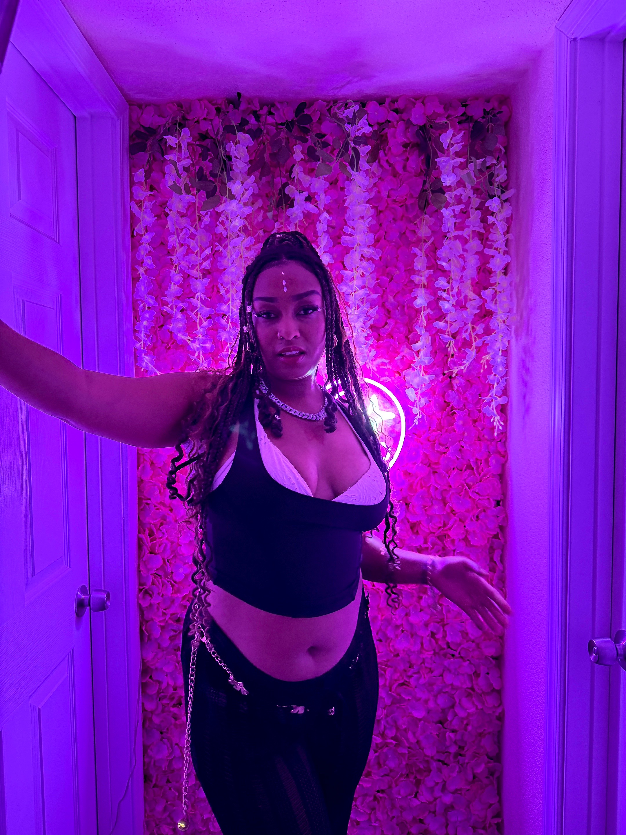 @MaaniGyal420