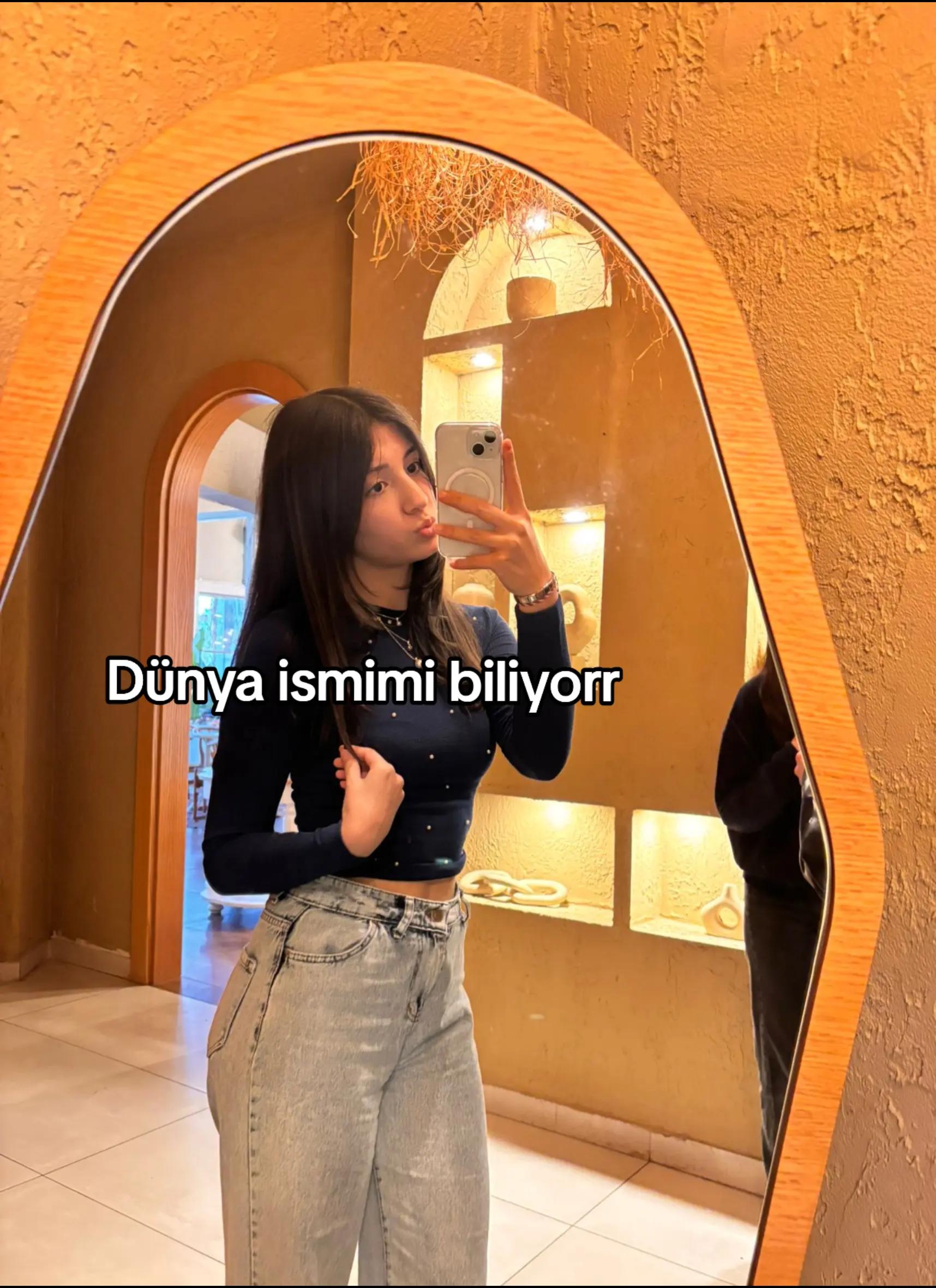 @𝓜𝓪𝓽𝓶𝓪𝔃𝓮𝓵𝓵𝓪