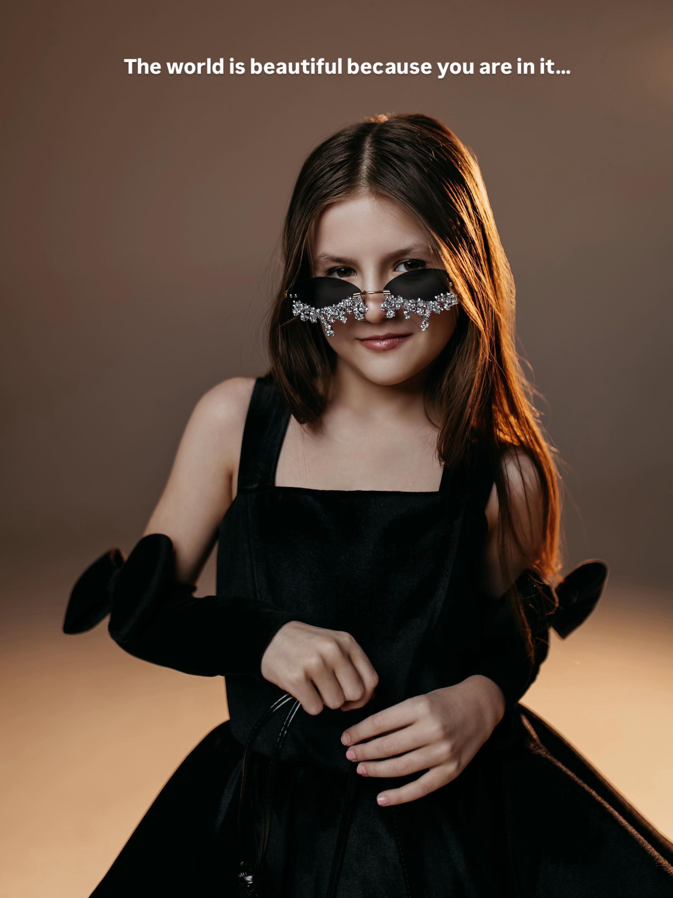 @alicia_deschanel