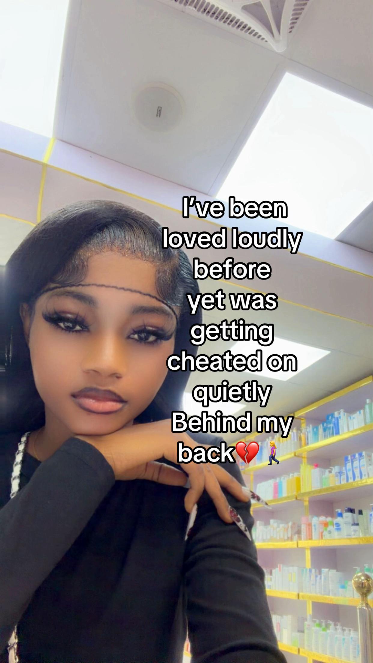 @Joke🫧🖤