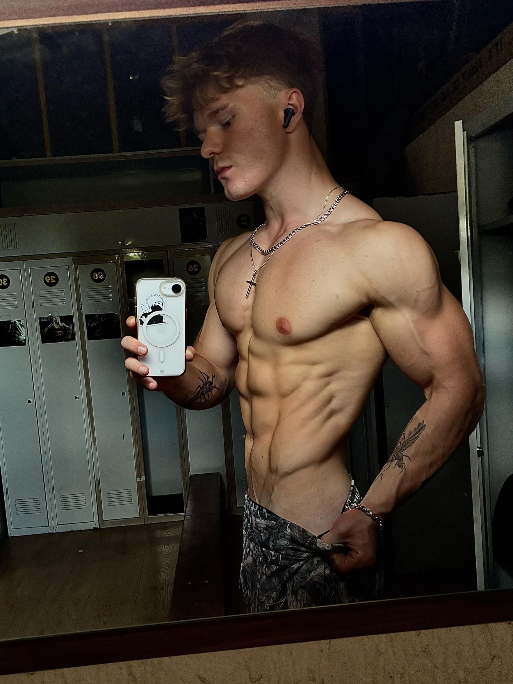 @IG konrad__Damski