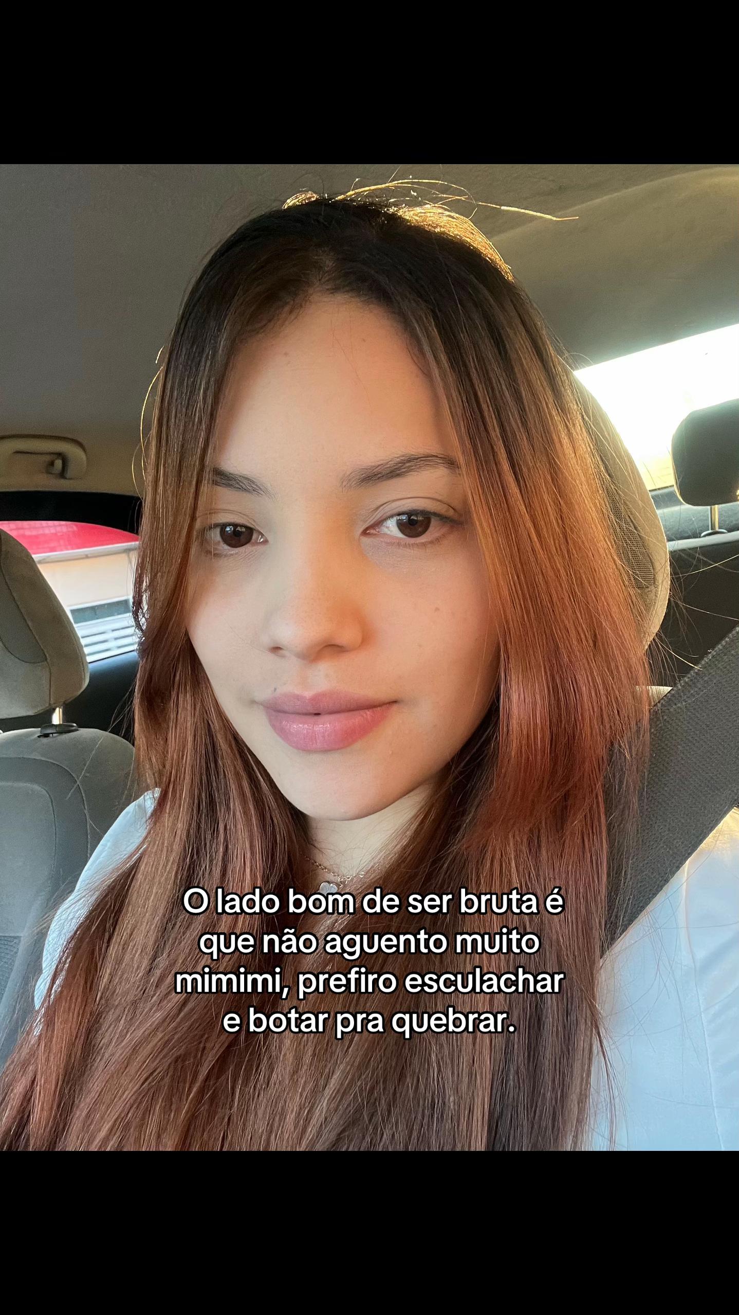 @L&iacute;via Brito