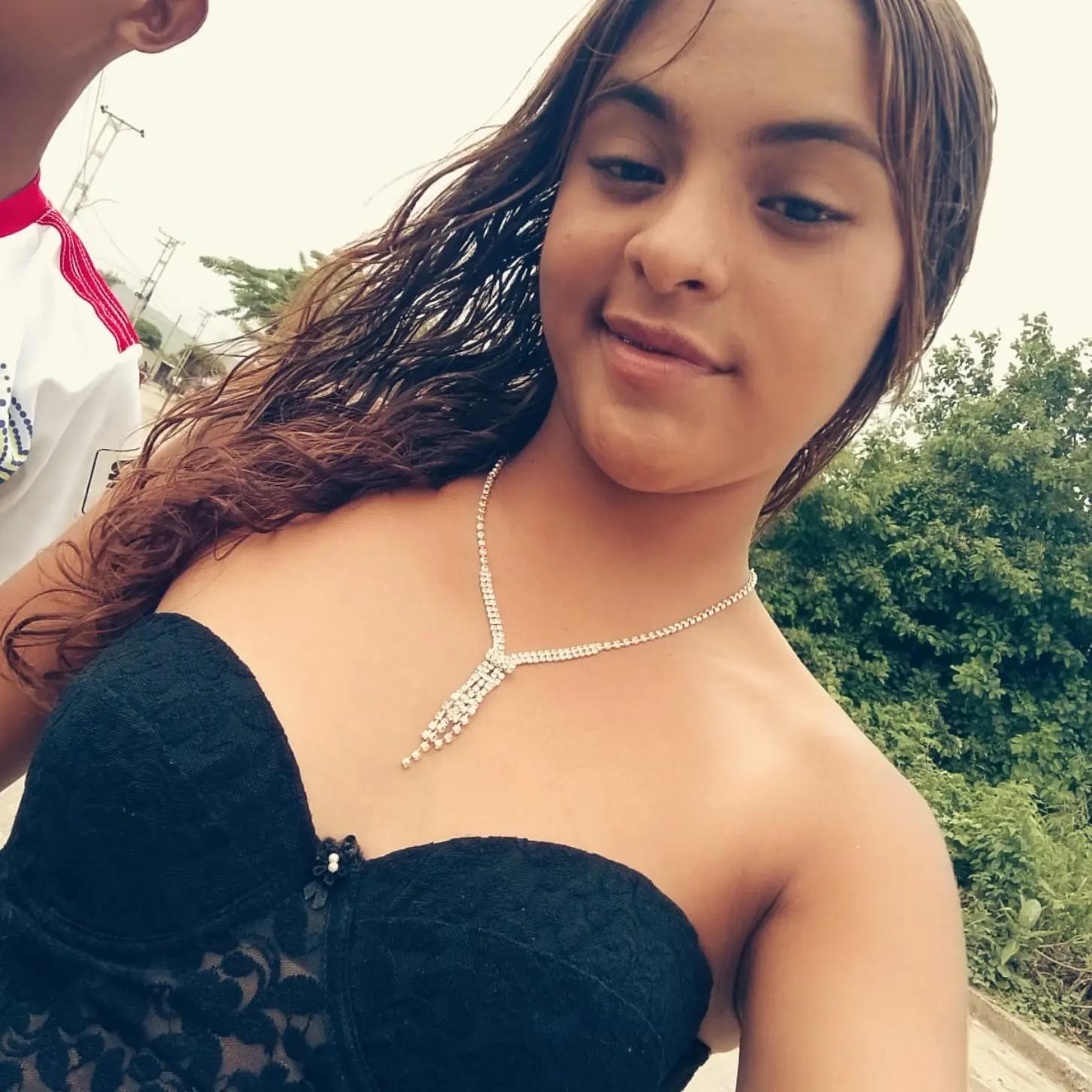@𝓐𝓵𝓮𝔁𝓪𝓷𝓭𝓻𝓪 𝓛𝓸𝓫𝓸💖
