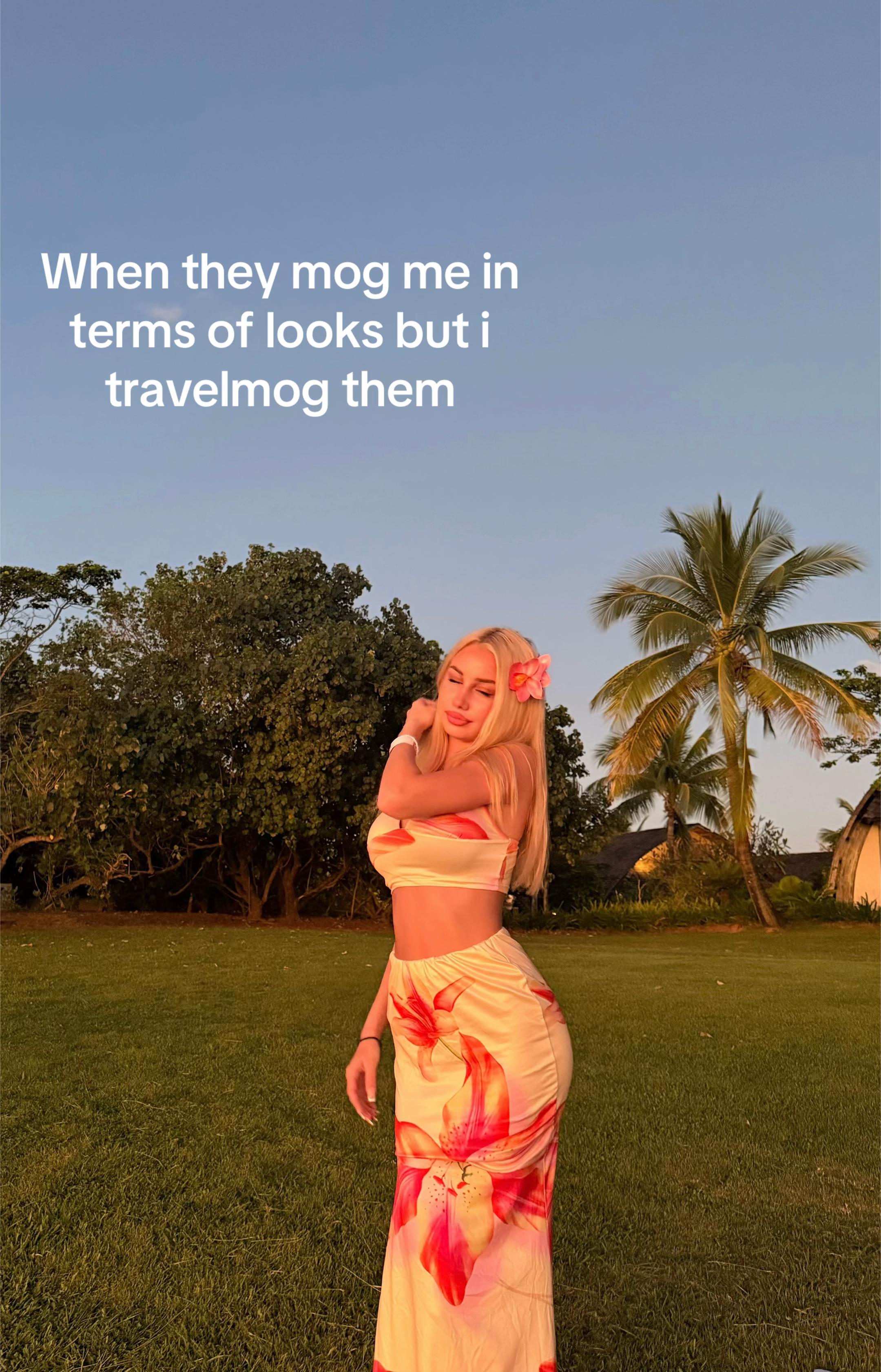 @🐰