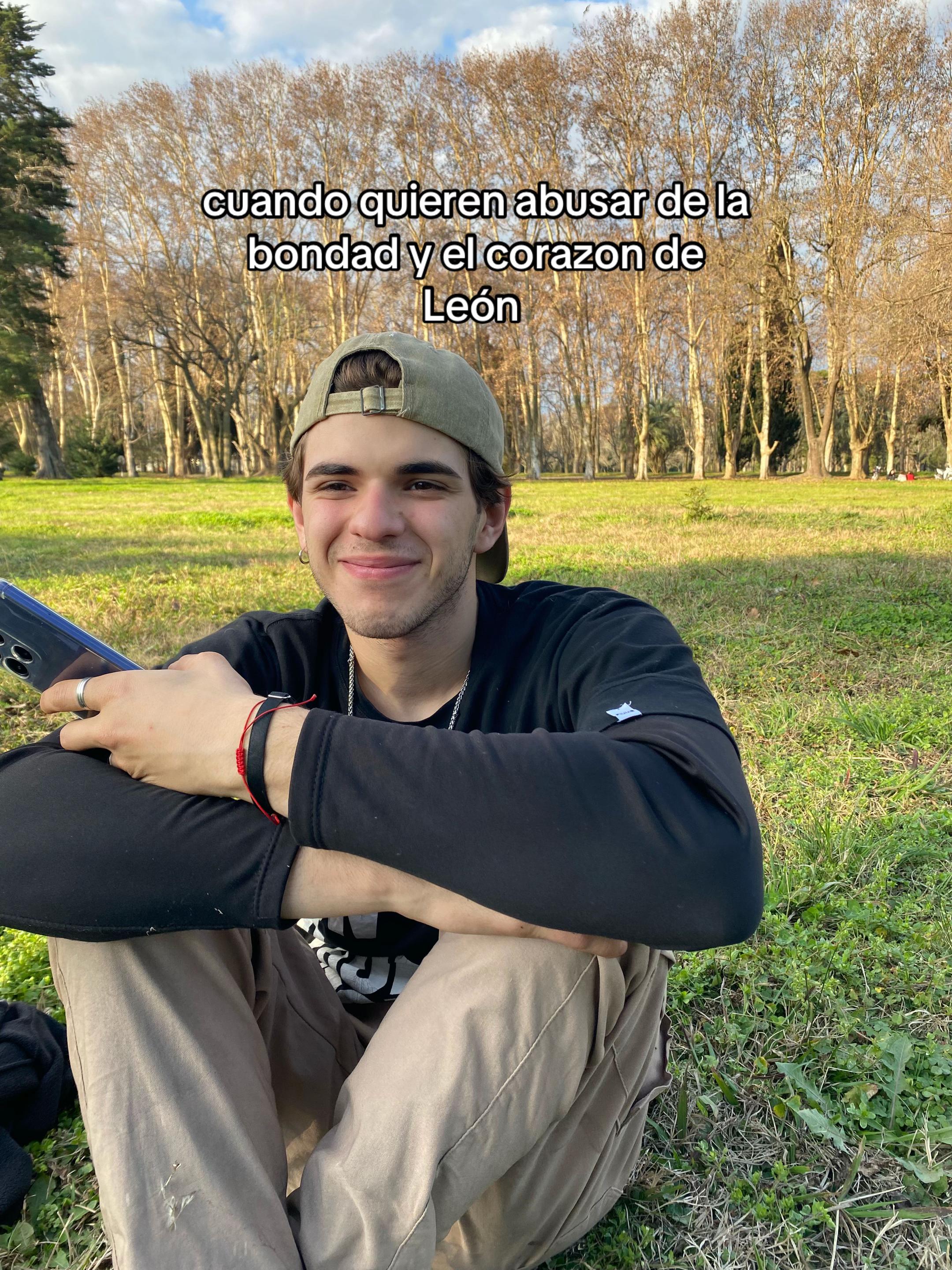 @𝐴𝑟𝑖𝑎𝑛𝑎
