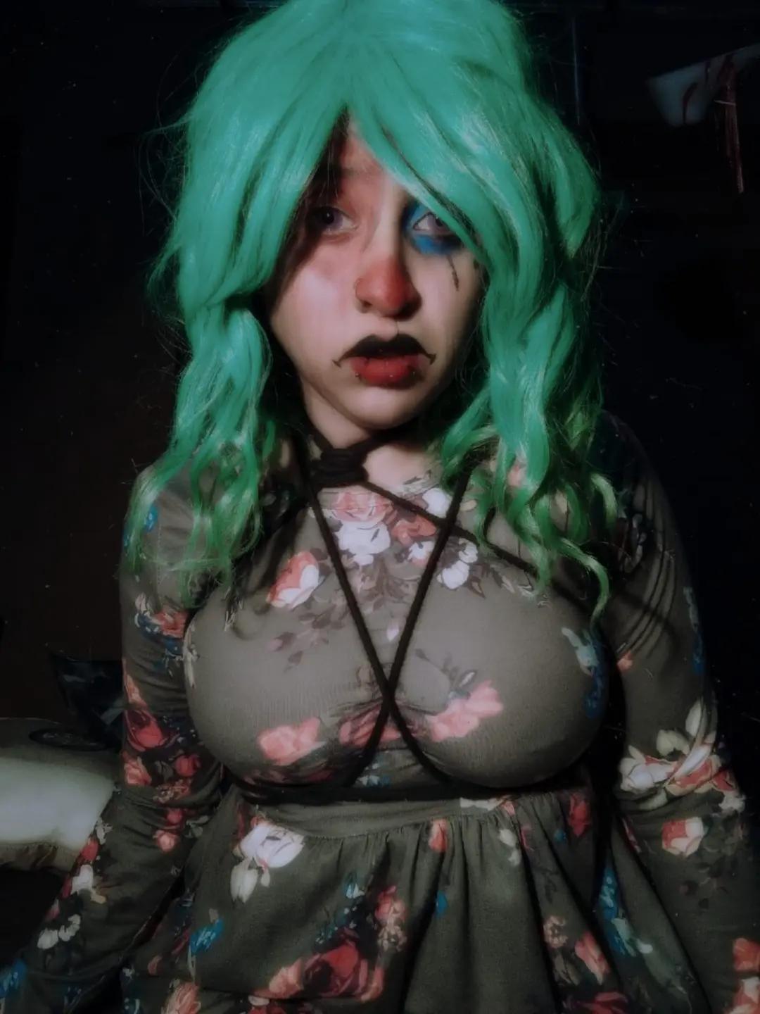 @Lilith🌙🖤