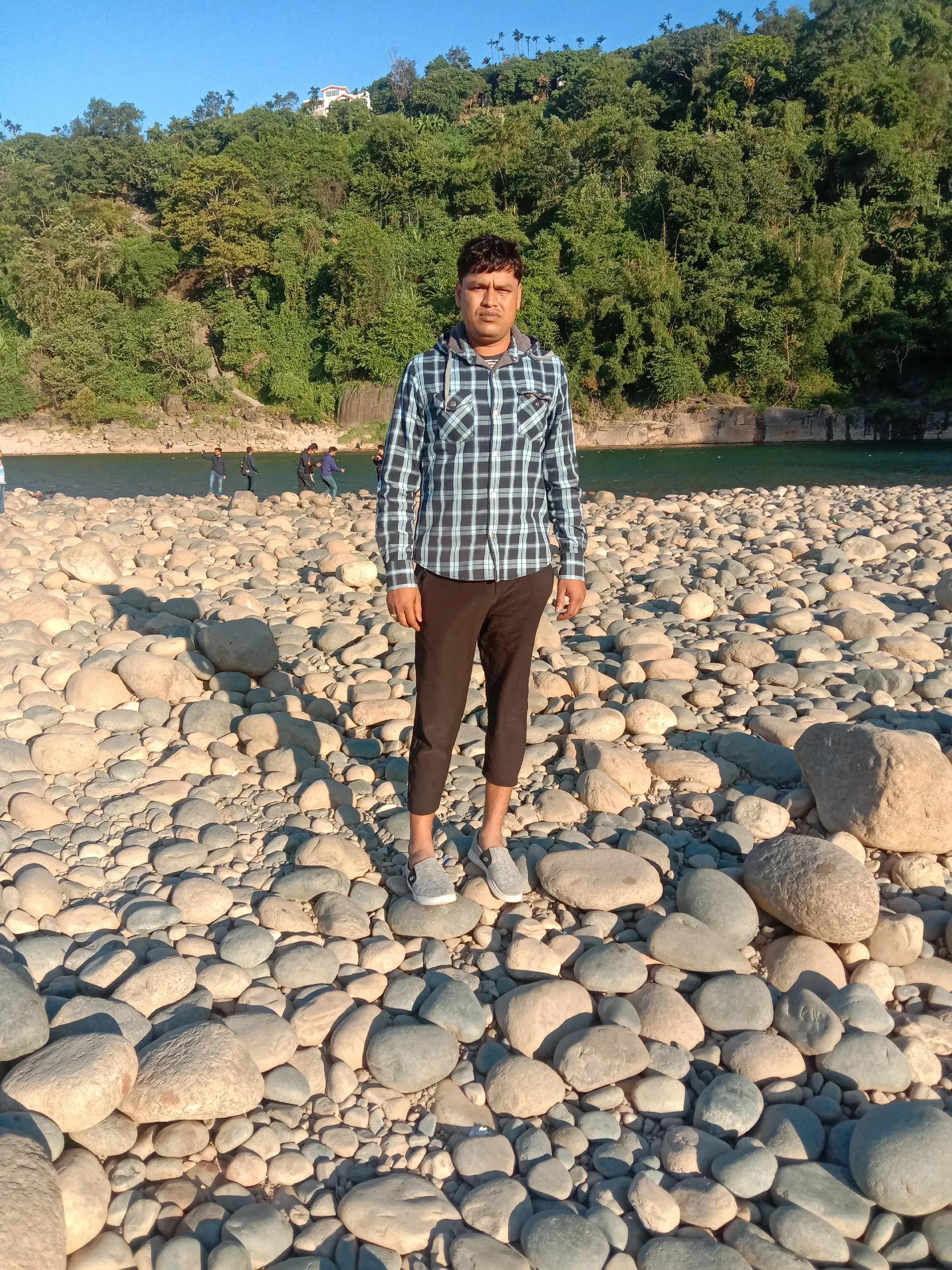 @ujjalpramanik095