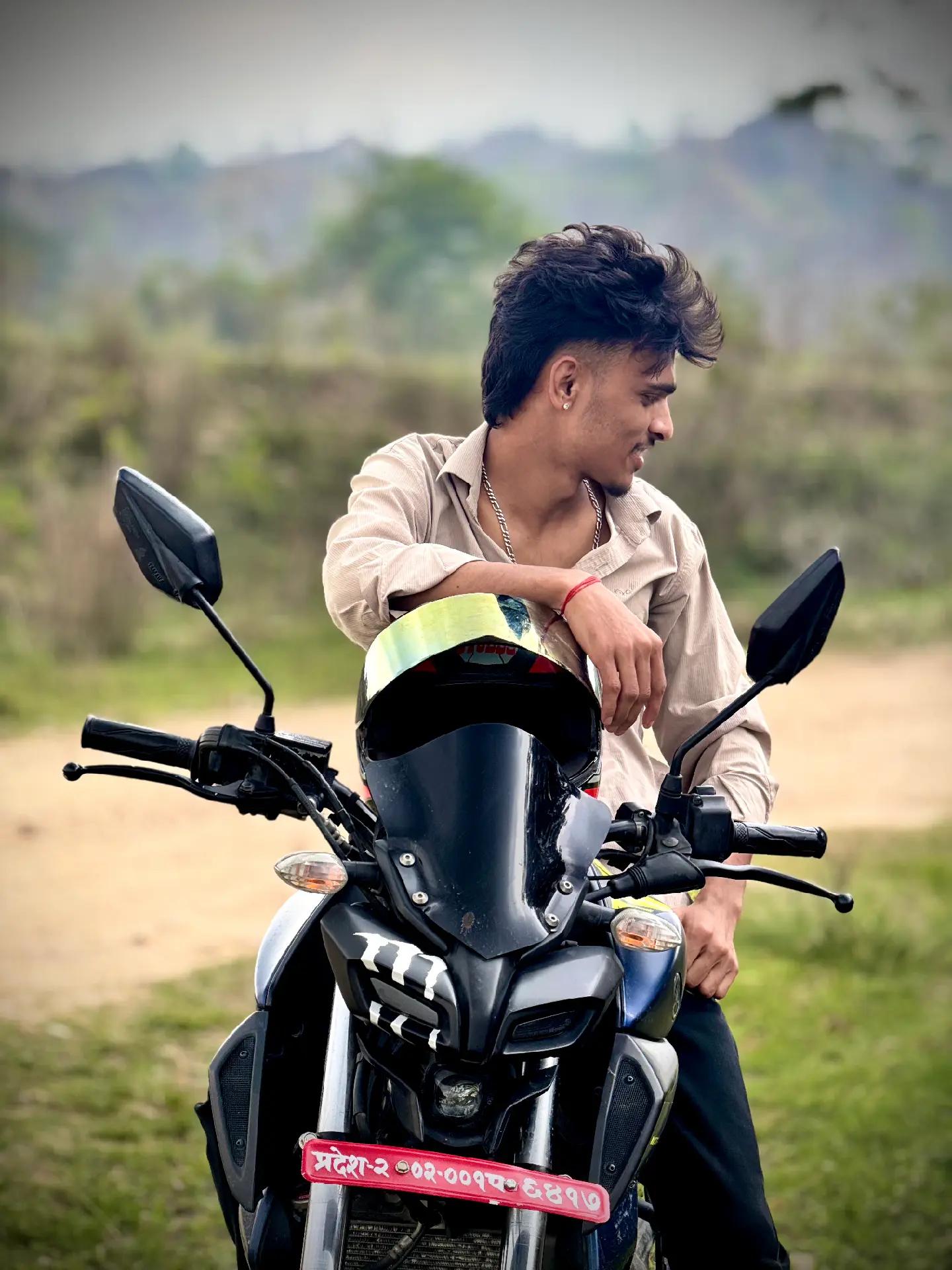 @Rahul_Ydv♥️🕊️