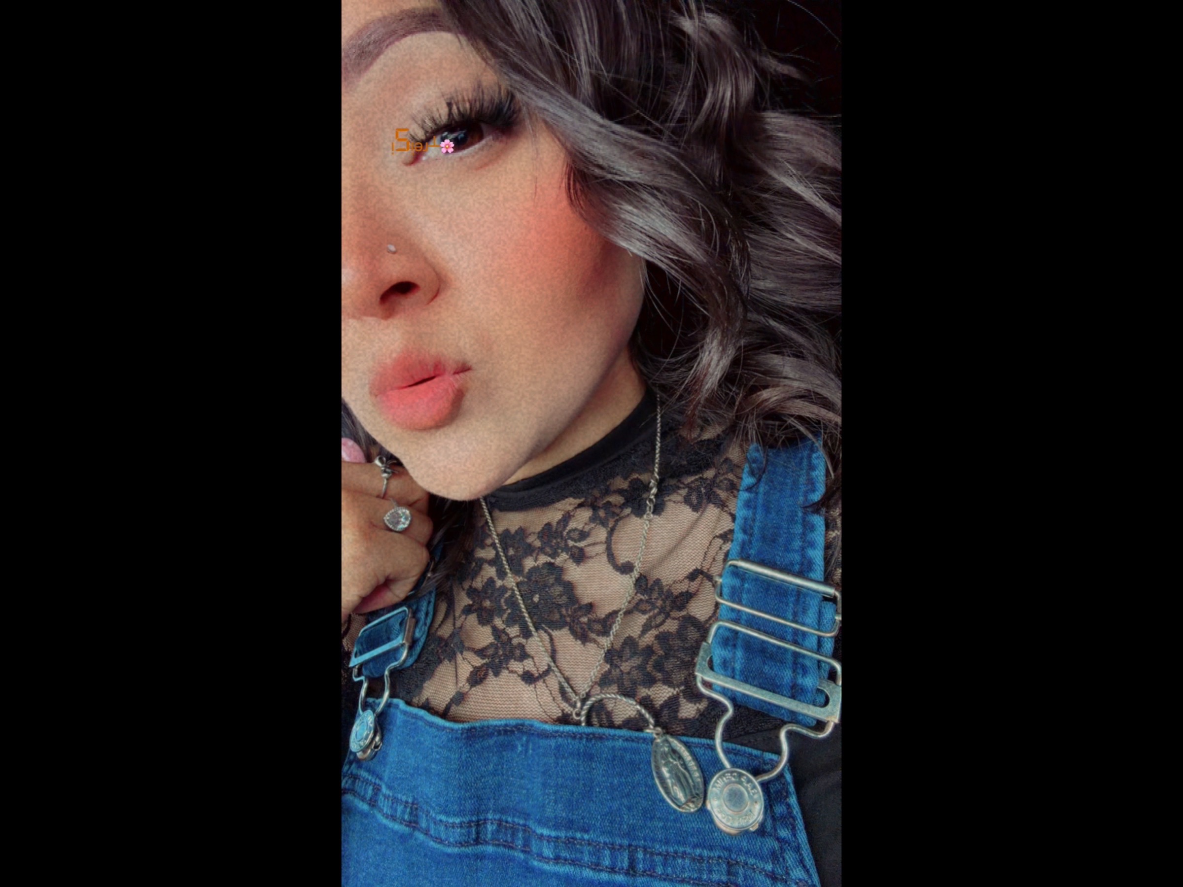 @𝒯ℛℰ𝐼𝒮𝐼 ᥫ᭡.
