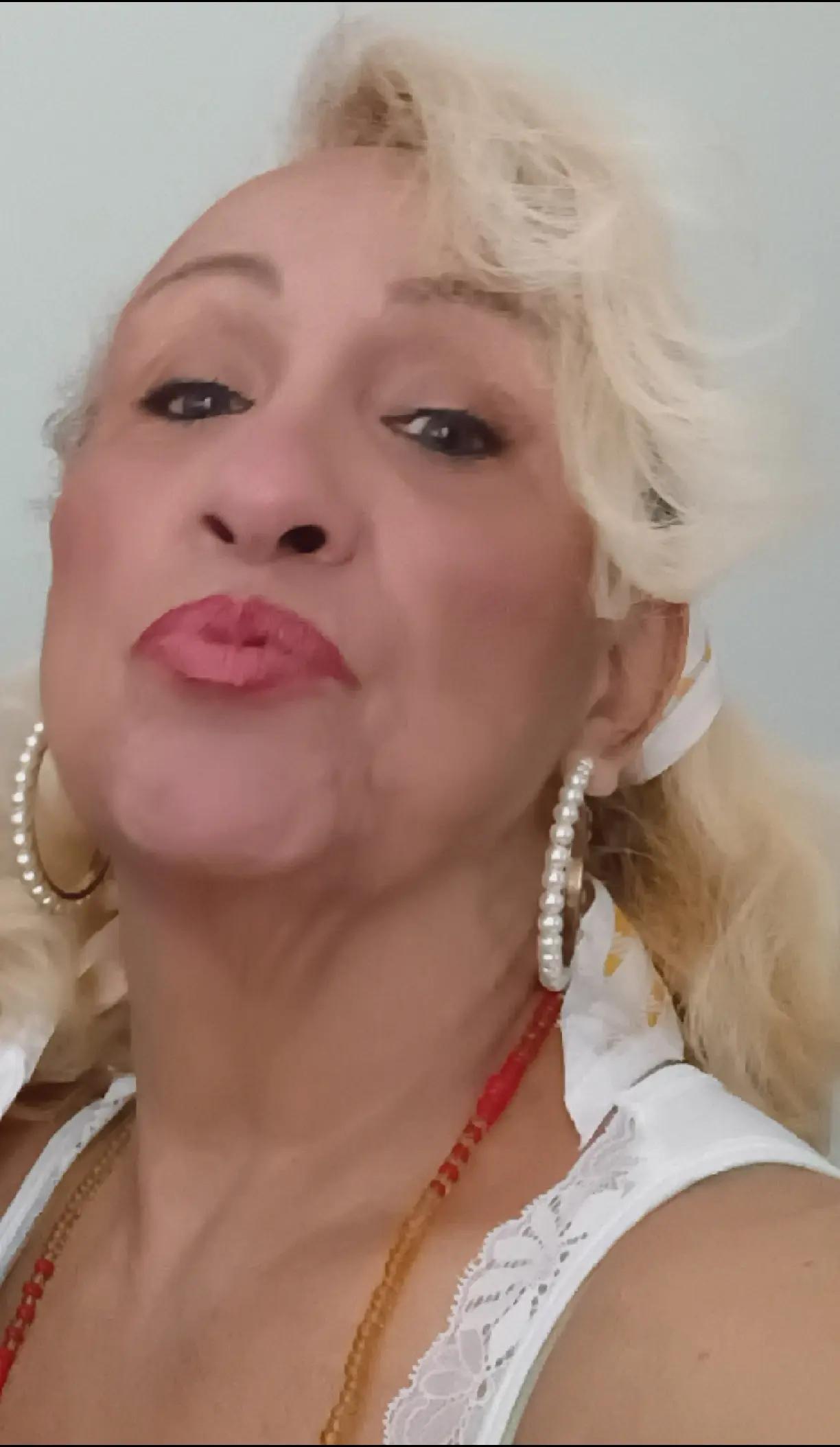 @Mulatisima66