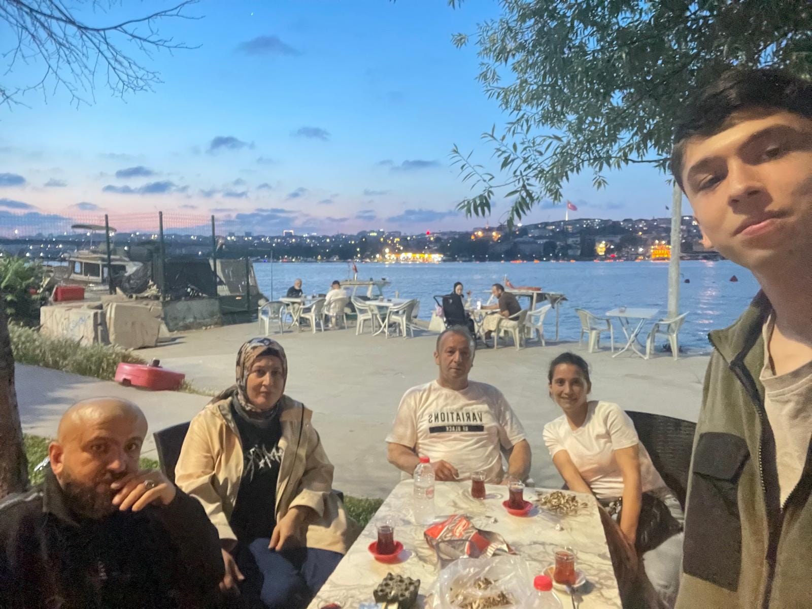 @Ayşe