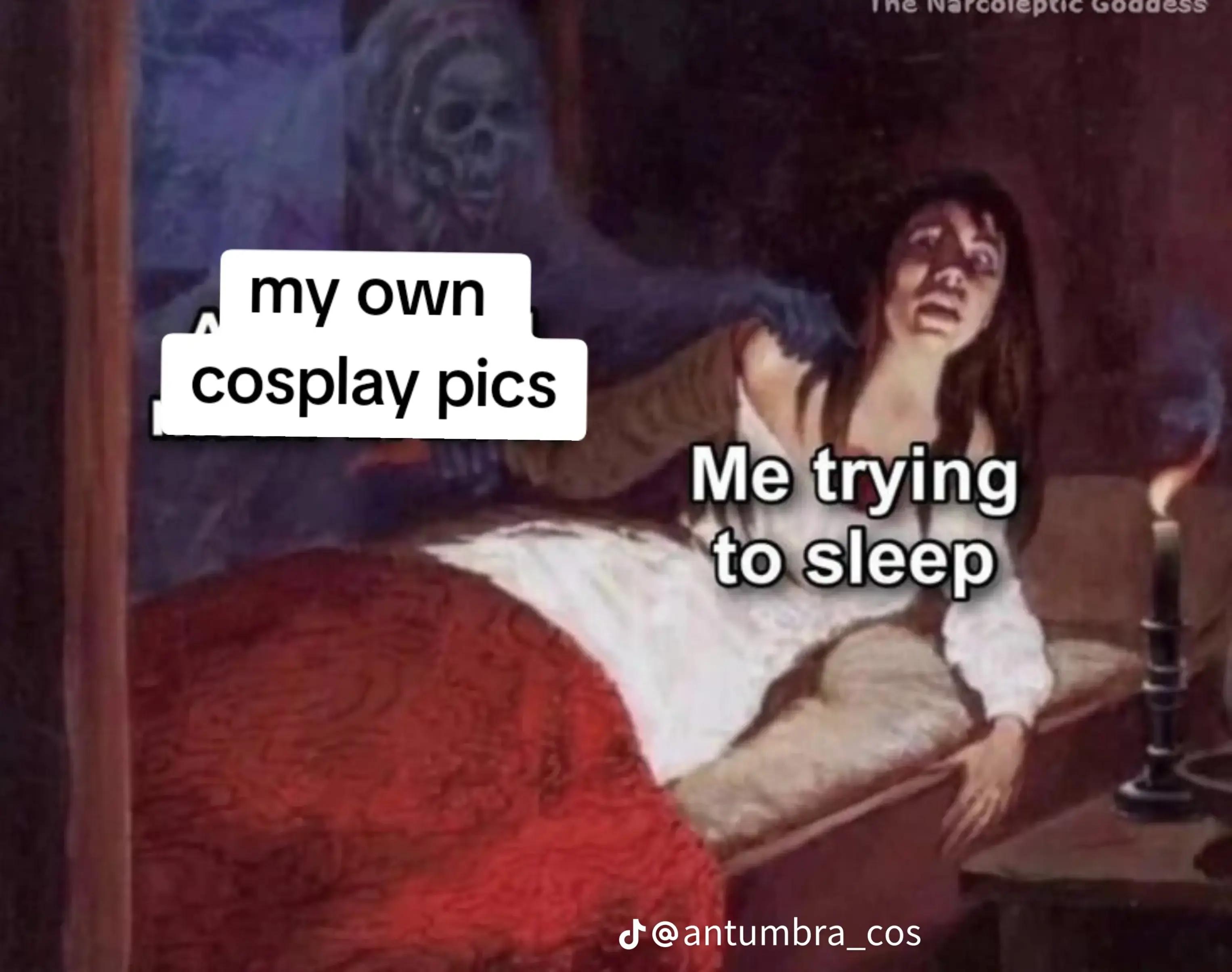 @Cosplayer
