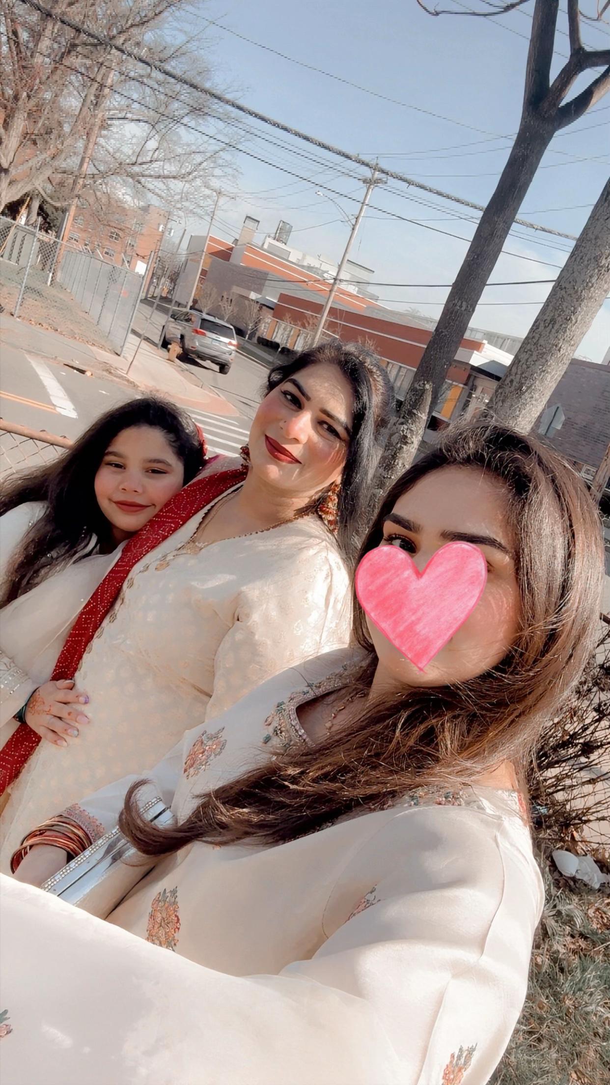 @Benish manzoor💕