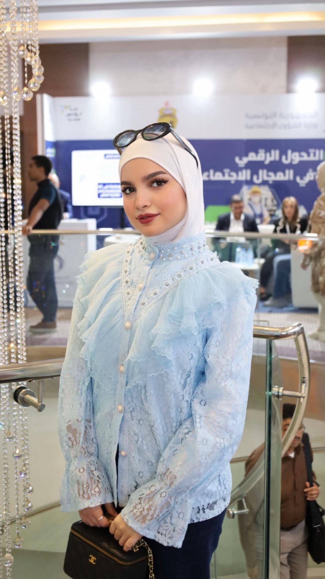 @Hind Elmahrid