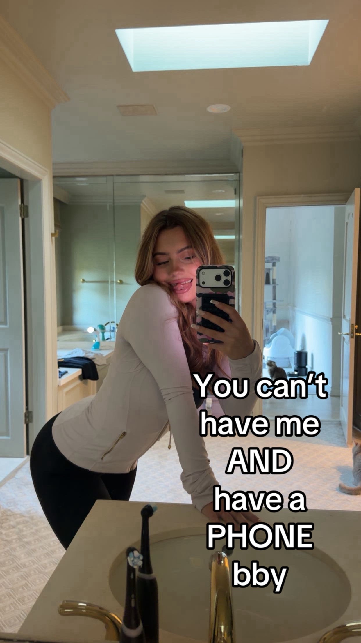 @Lala