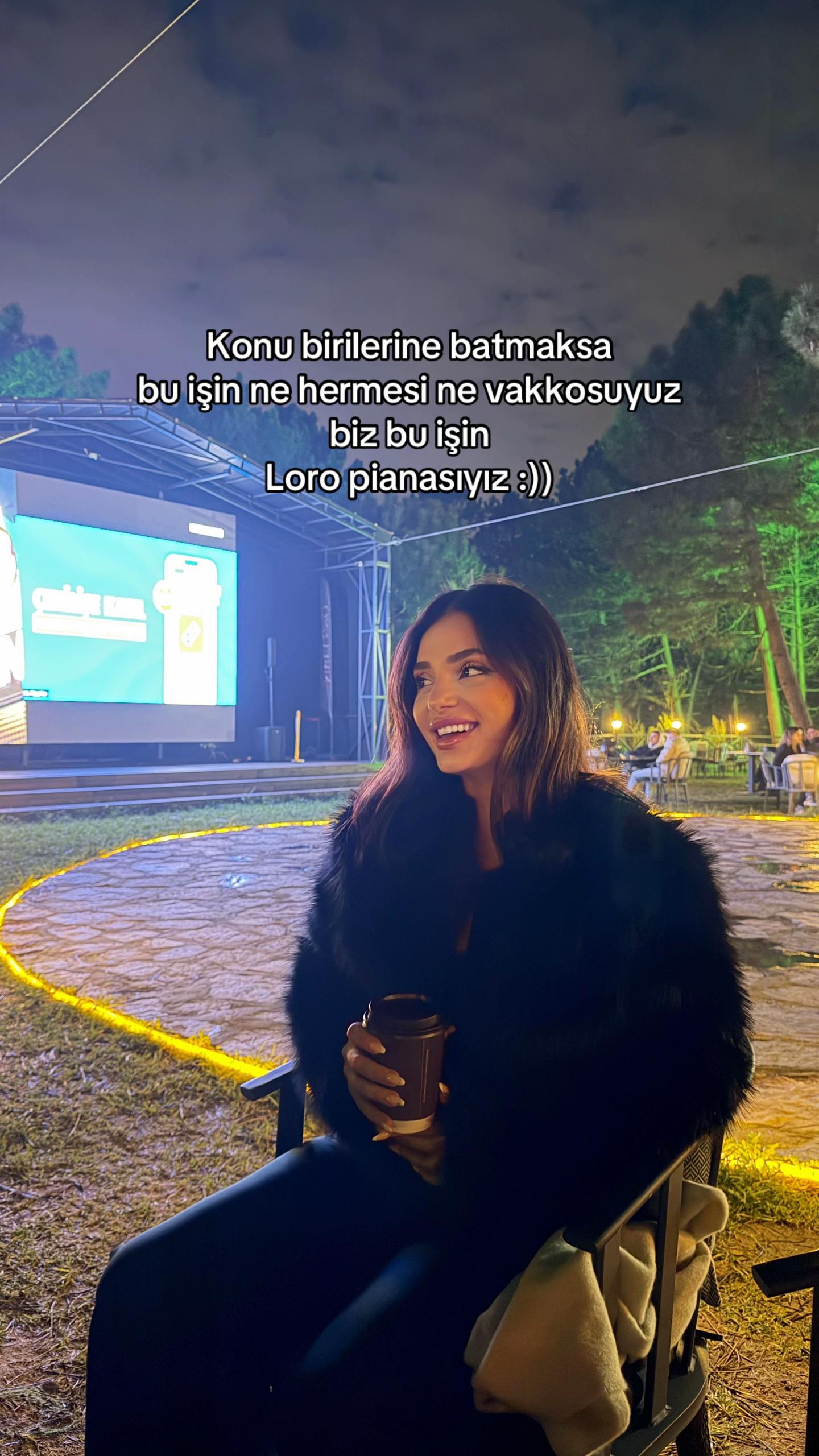 @İ ☆