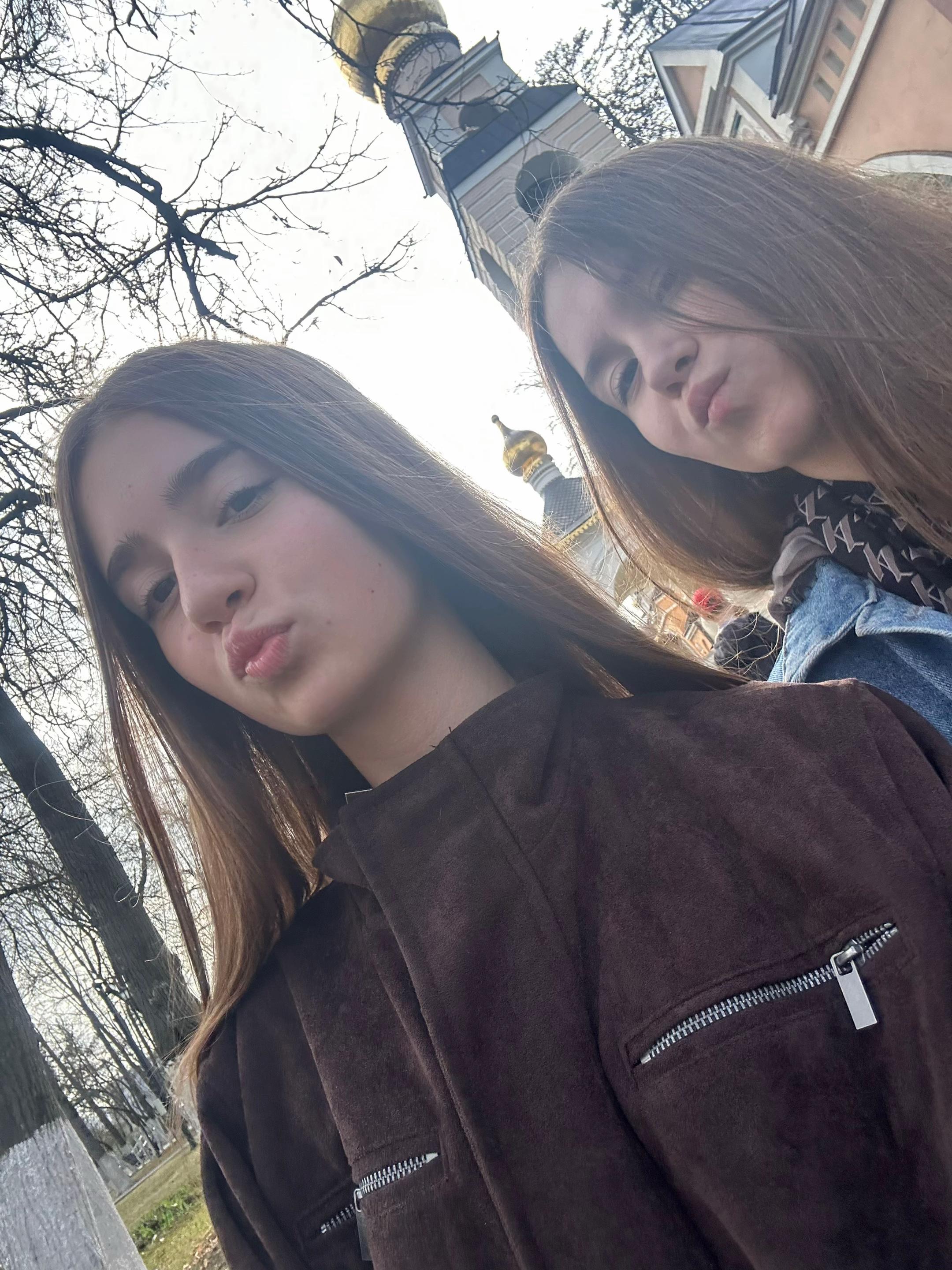 @p0ll1qq
