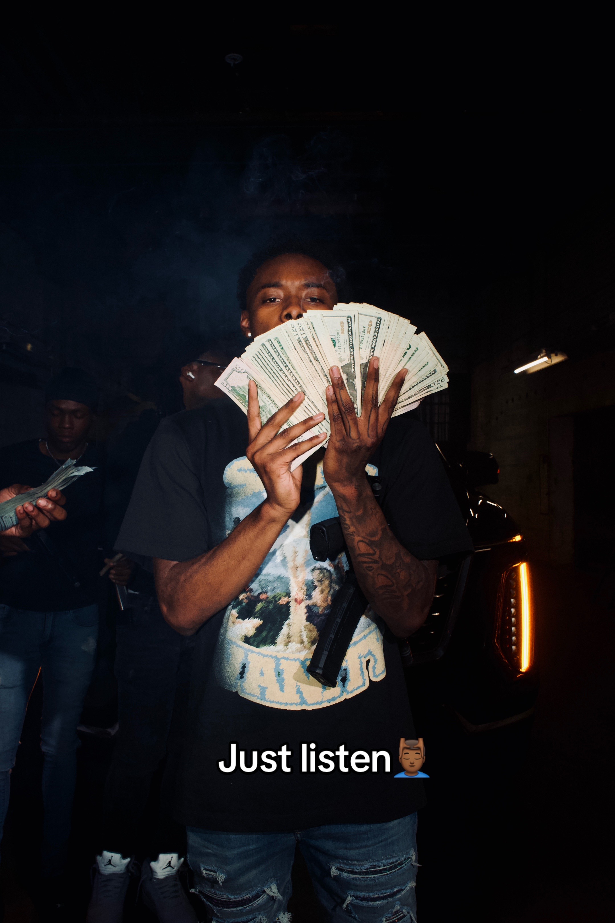 @RacksRanitup 💫