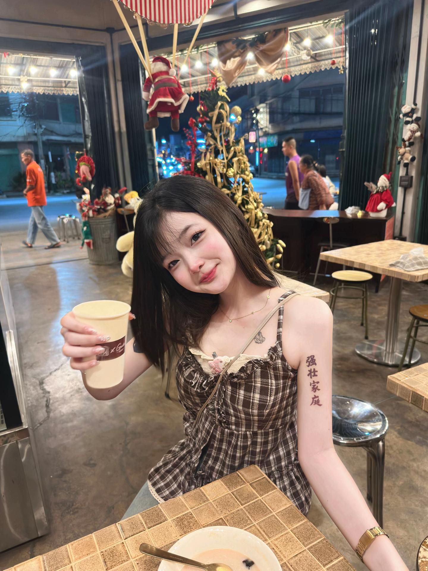 @Apisara