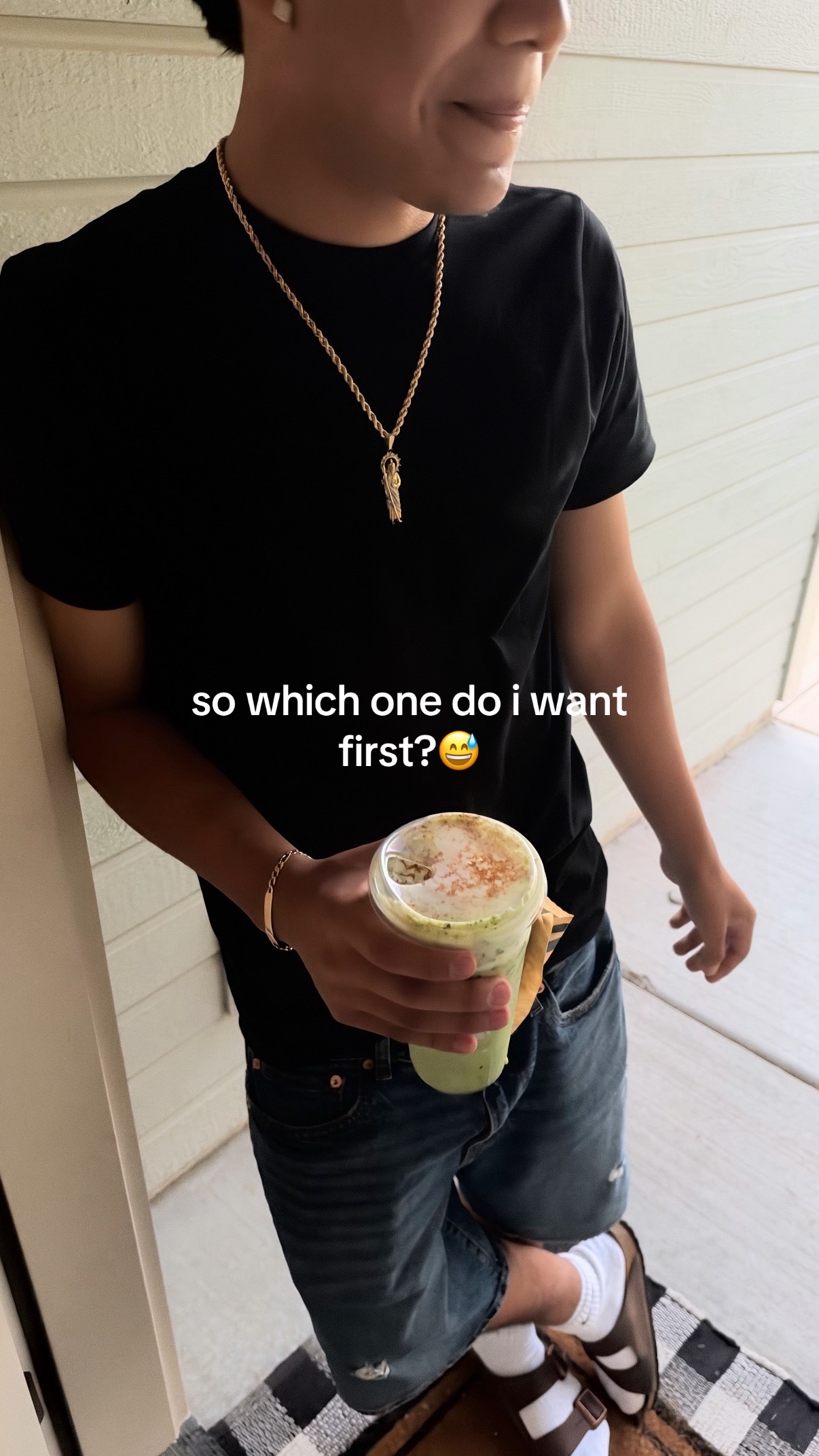 @⃟