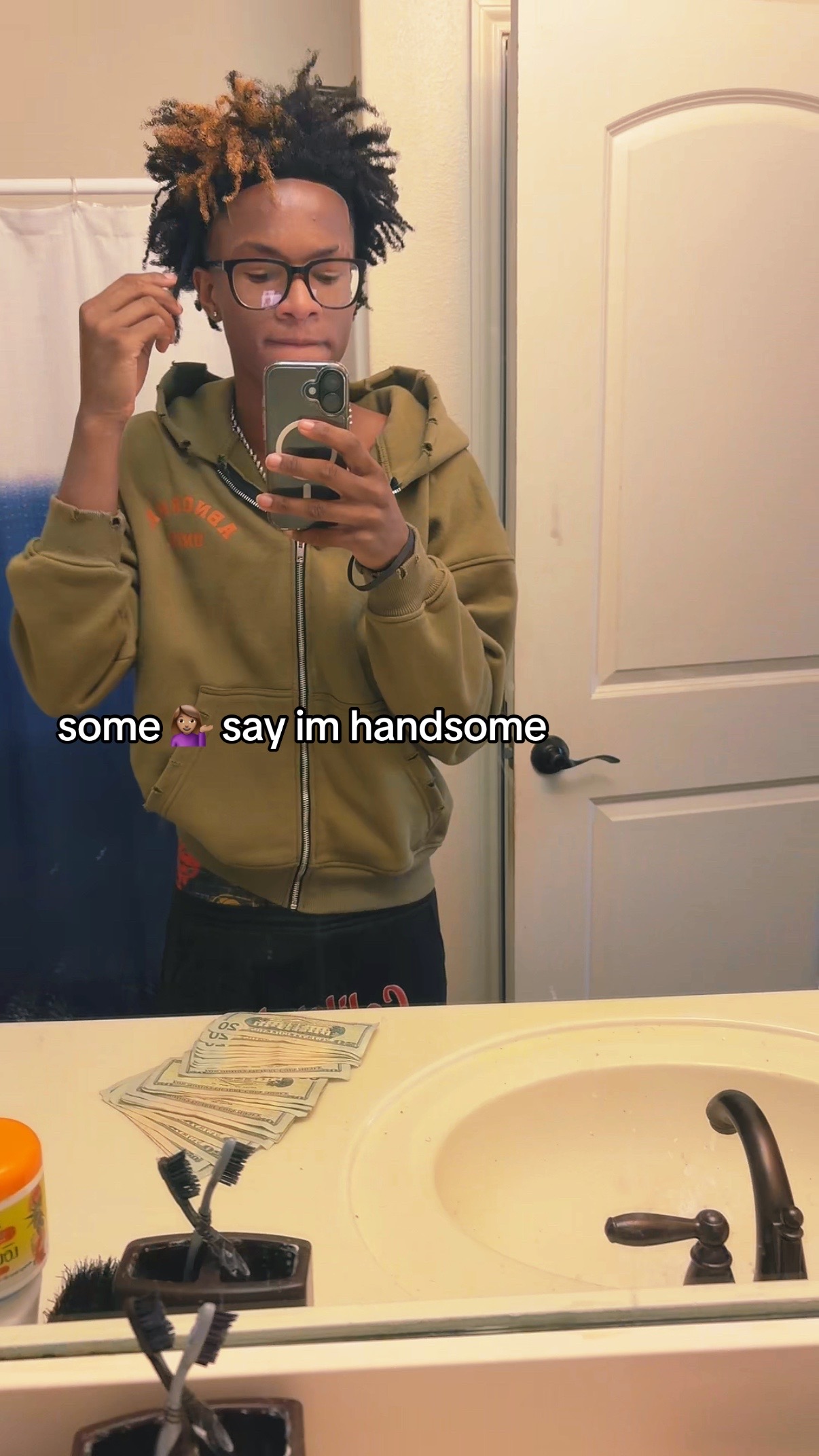 @🤍🤞🏽