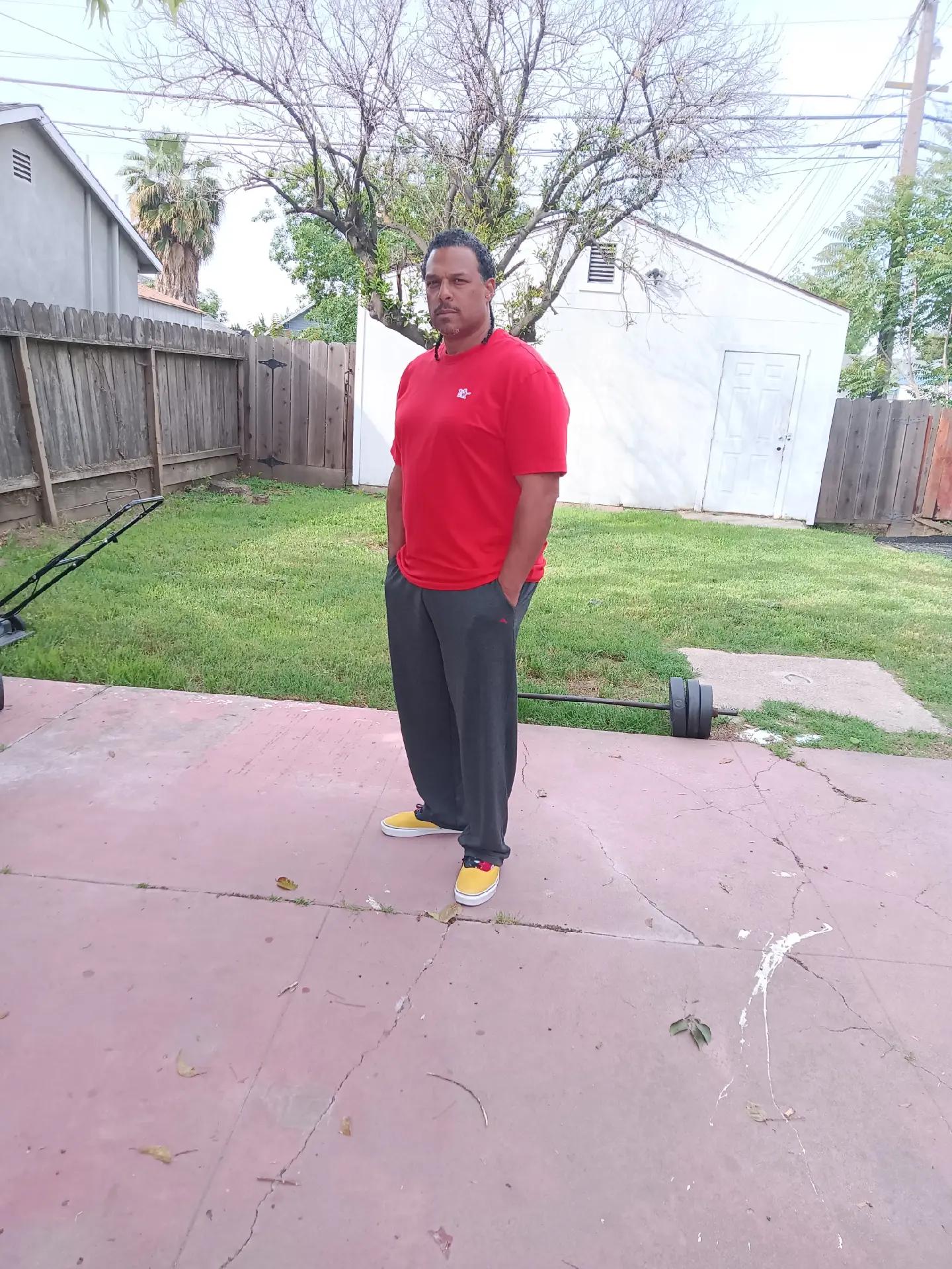 @cliftonw$