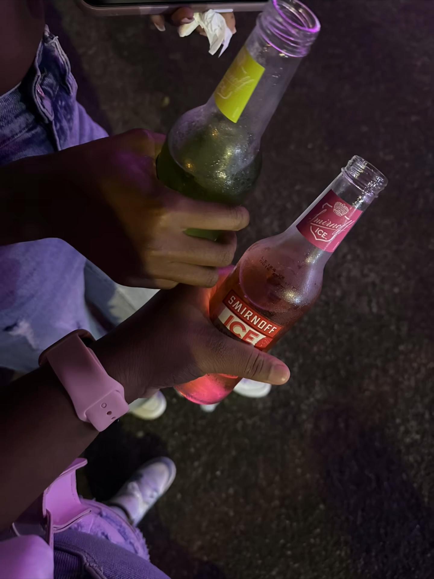 @&hearts;️💋