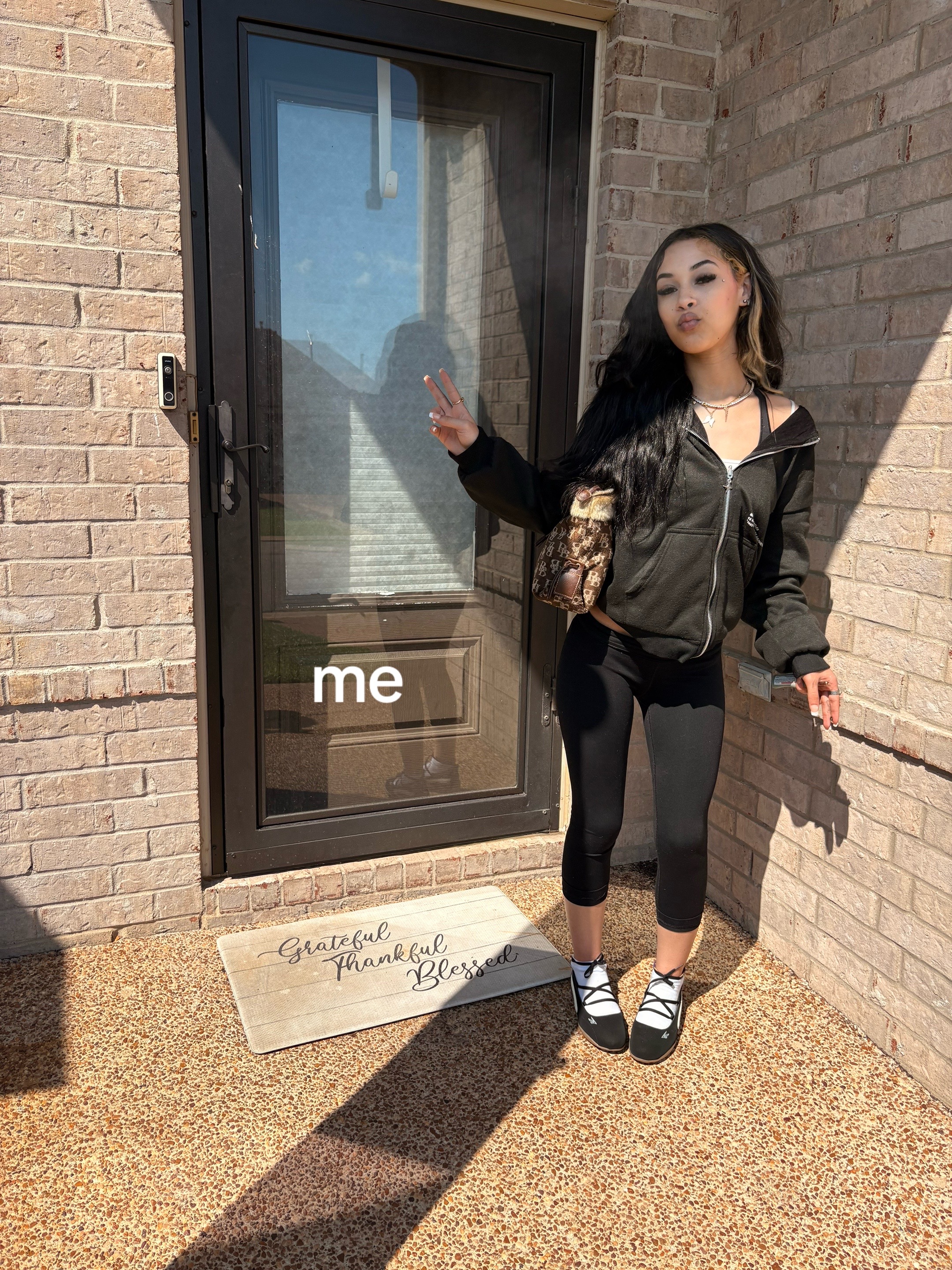 @nɯǝǝɥʇɐpʎɐɾ