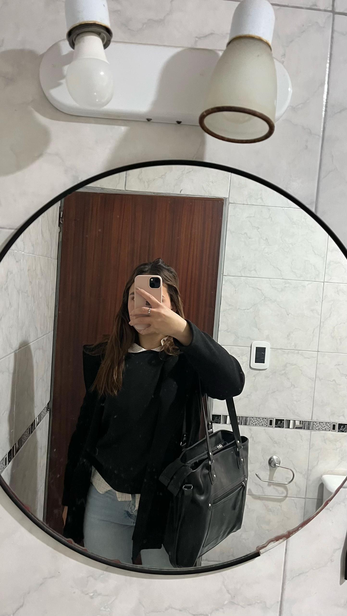 @Fiorella🤍🏹